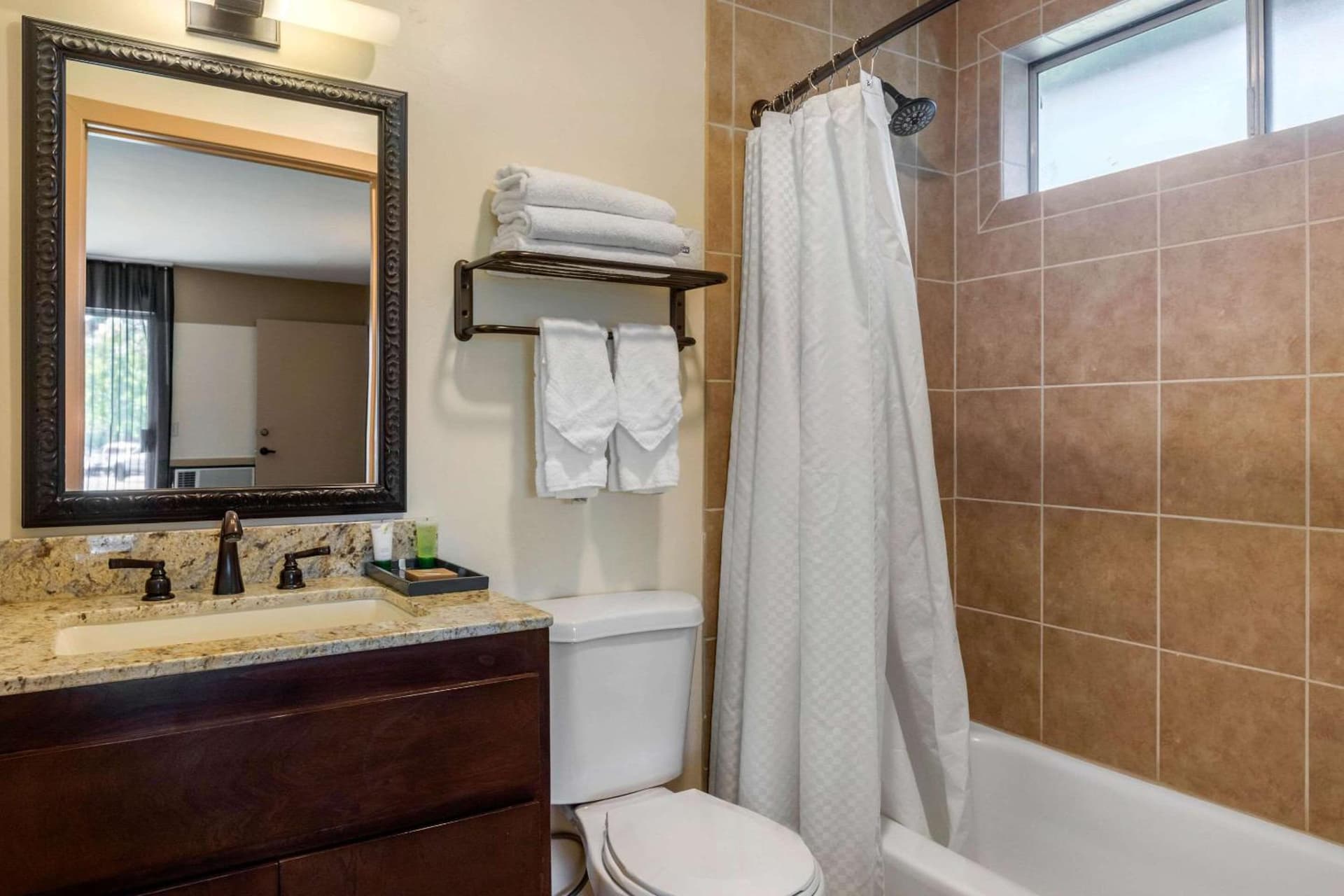 Carlton Oaks Lodge, an Ascend Collection Hotel gallery photo in Santee, CA — image 13
