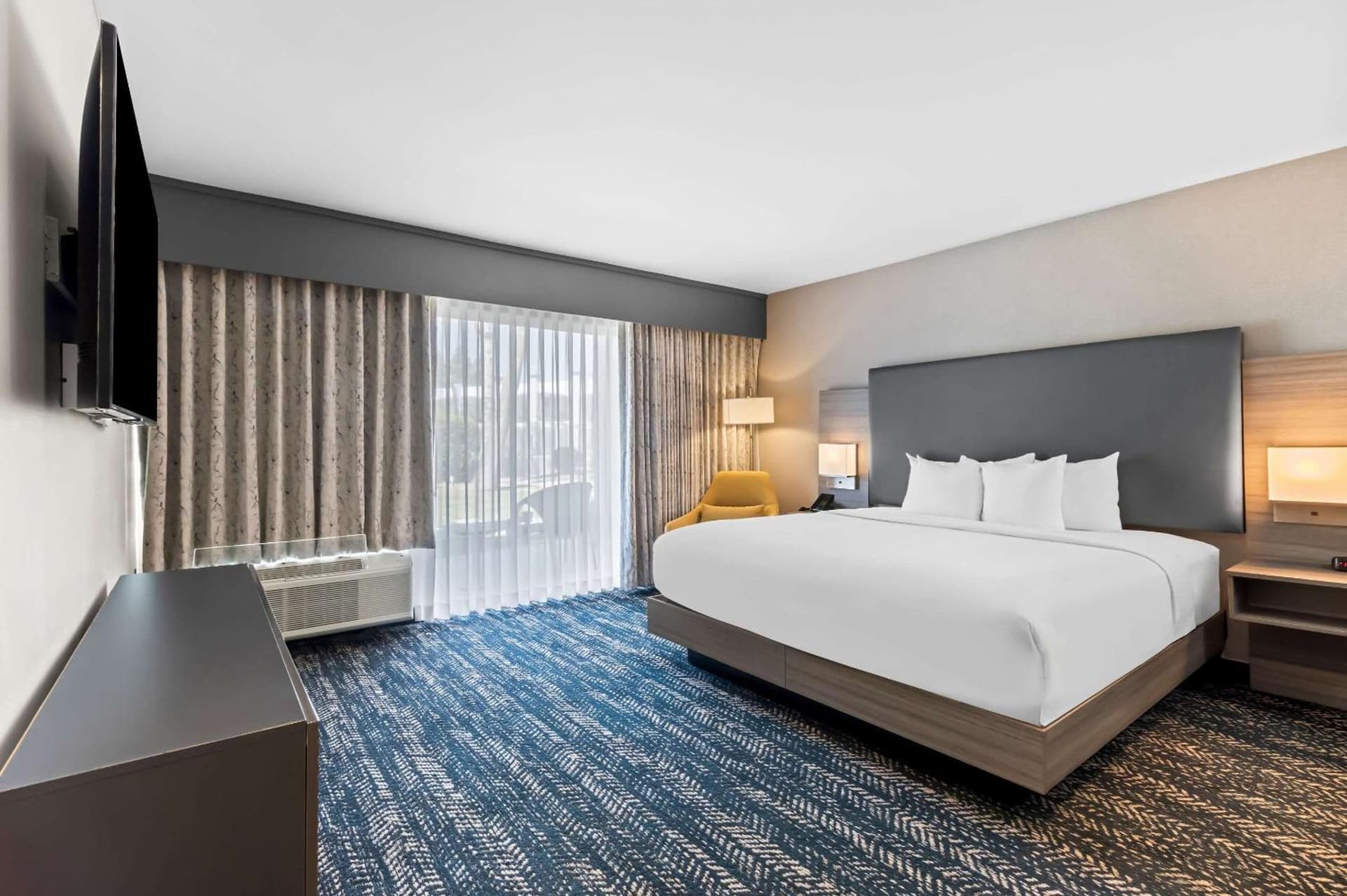 Hourglass Hotel, Trademark Collection by Wyndham gallery photo in Bakersfield, CA — image 26