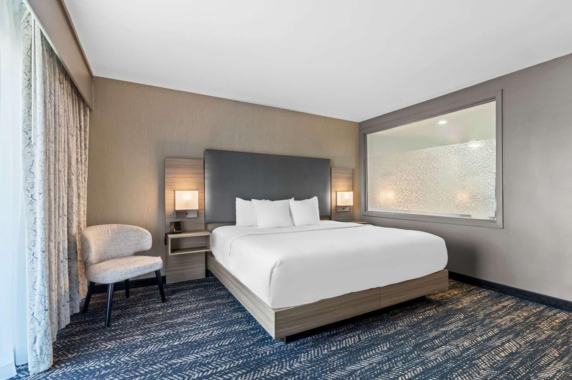 Hourglass Hotel, Trademark Collection by Wyndham gallery photo in Bakersfield, CA — image 9