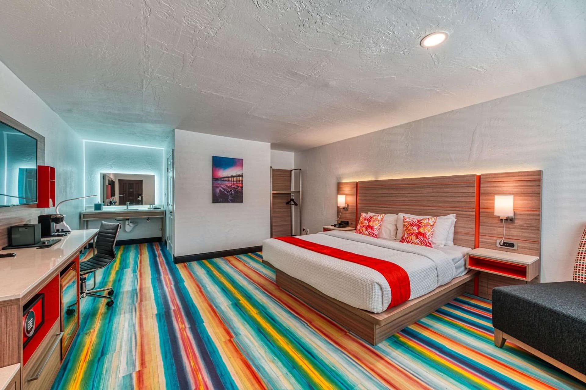 Casa Via Mar Inn, an Ascend Collection Hotel gallery photo in Port Hueneme, CA — image 5