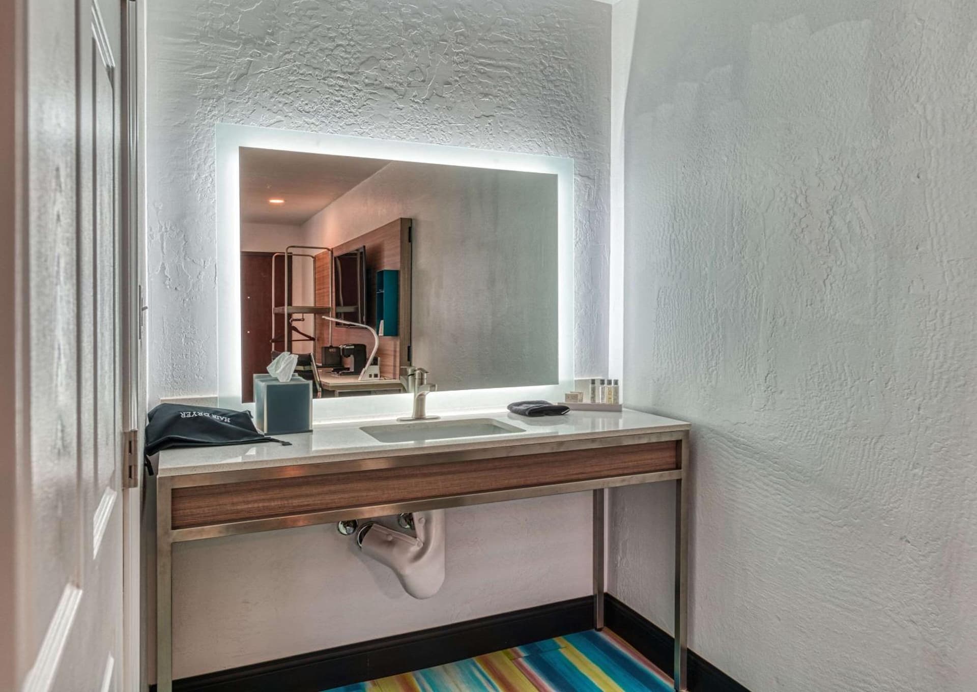 Casa Via Mar Inn, an Ascend Collection Hotel gallery photo in Port Hueneme, CA — image 34