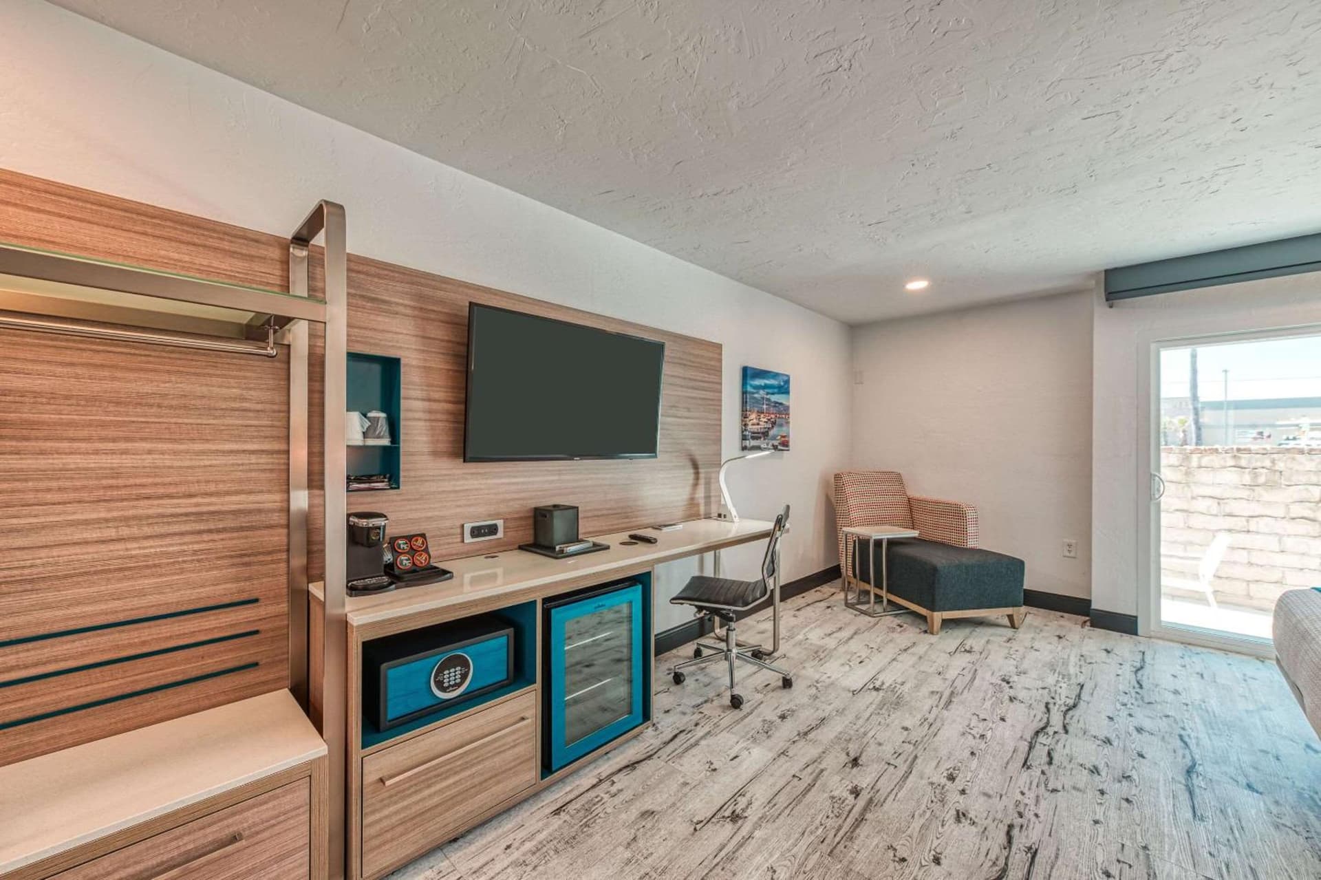 Casa Via Mar Inn, an Ascend Collection Hotel gallery photo in Port Hueneme, CA — image 4