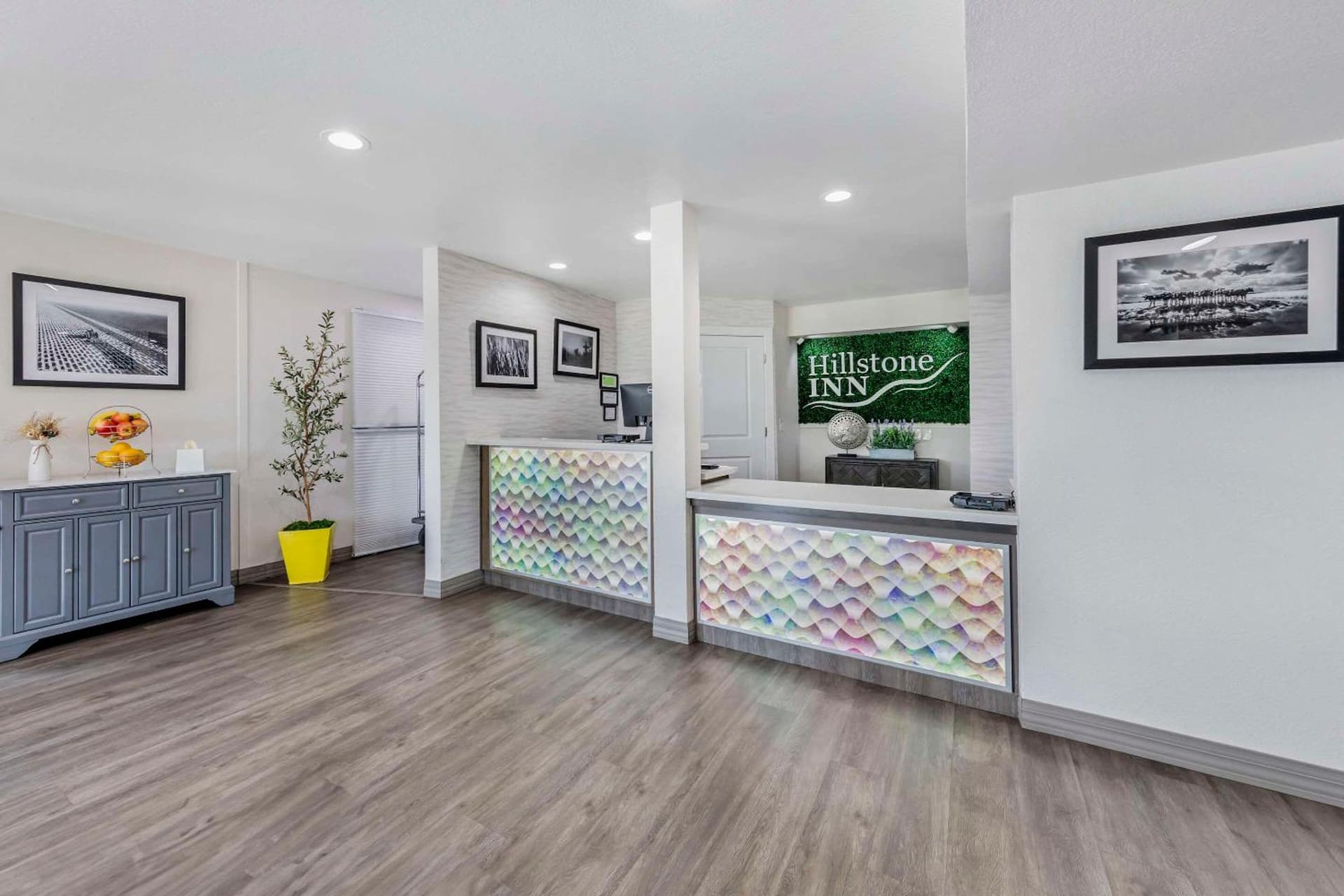 Hillstone Inn Tulare, an Ascend Collection Hotel gallery photo in Tulare, CA — image 56
