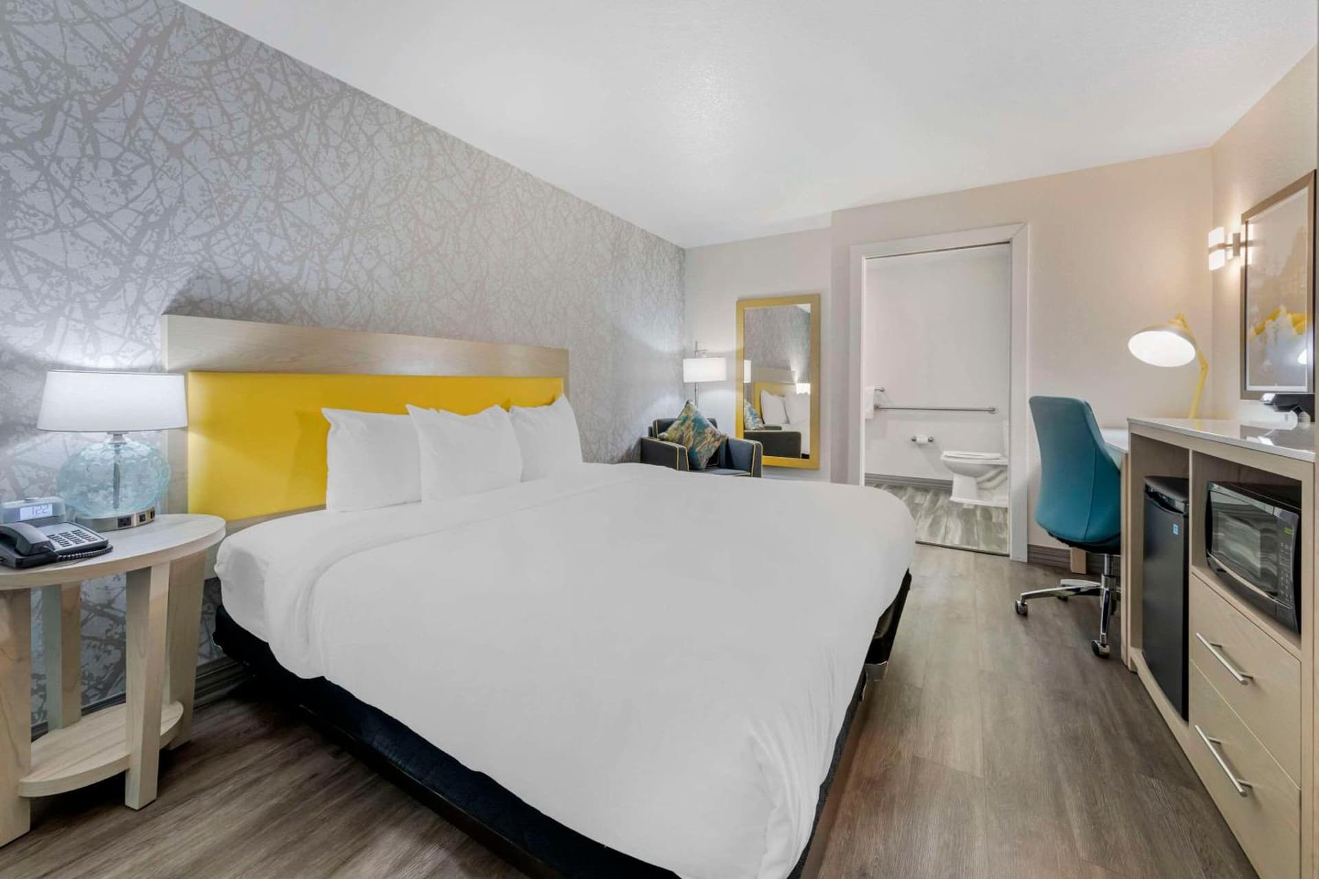 Hillstone Inn Tulare, an Ascend Collection Hotel gallery photo in Tulare, CA — image 10