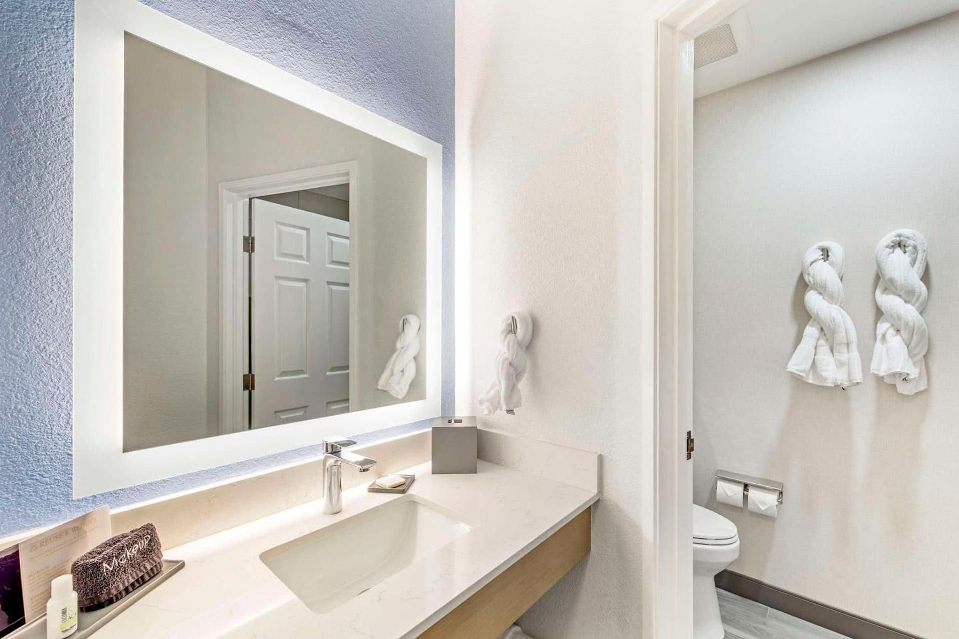 Kiota Inn & Event Center Sutter Creek, an Ascend Collection Hotel property views in Sutter Creek, CA — gallery photo 3
