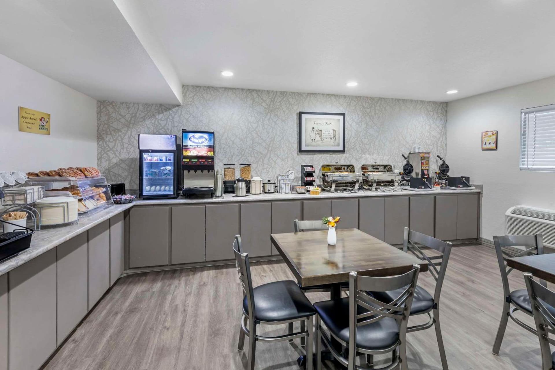 Hillstone Inn Tulare, an Ascend Collection Hotel gallery photo in Tulare, CA — image 64
