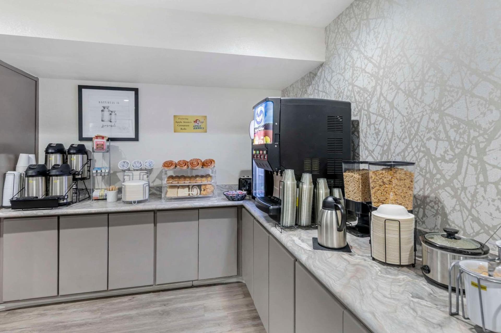 Hillstone Inn Tulare, an Ascend Collection Hotel gallery photo in Tulare, CA — image 32