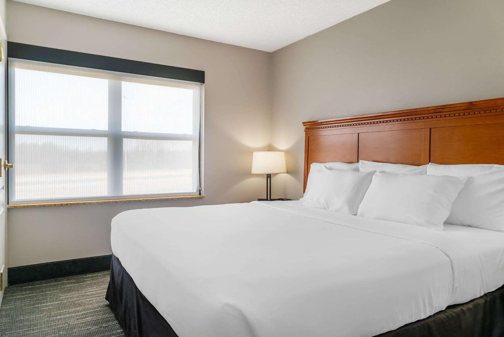 Country Inn & Suites by Radisson, Rossford - Toledo South property views in Rossford, OH — gallery photo 3