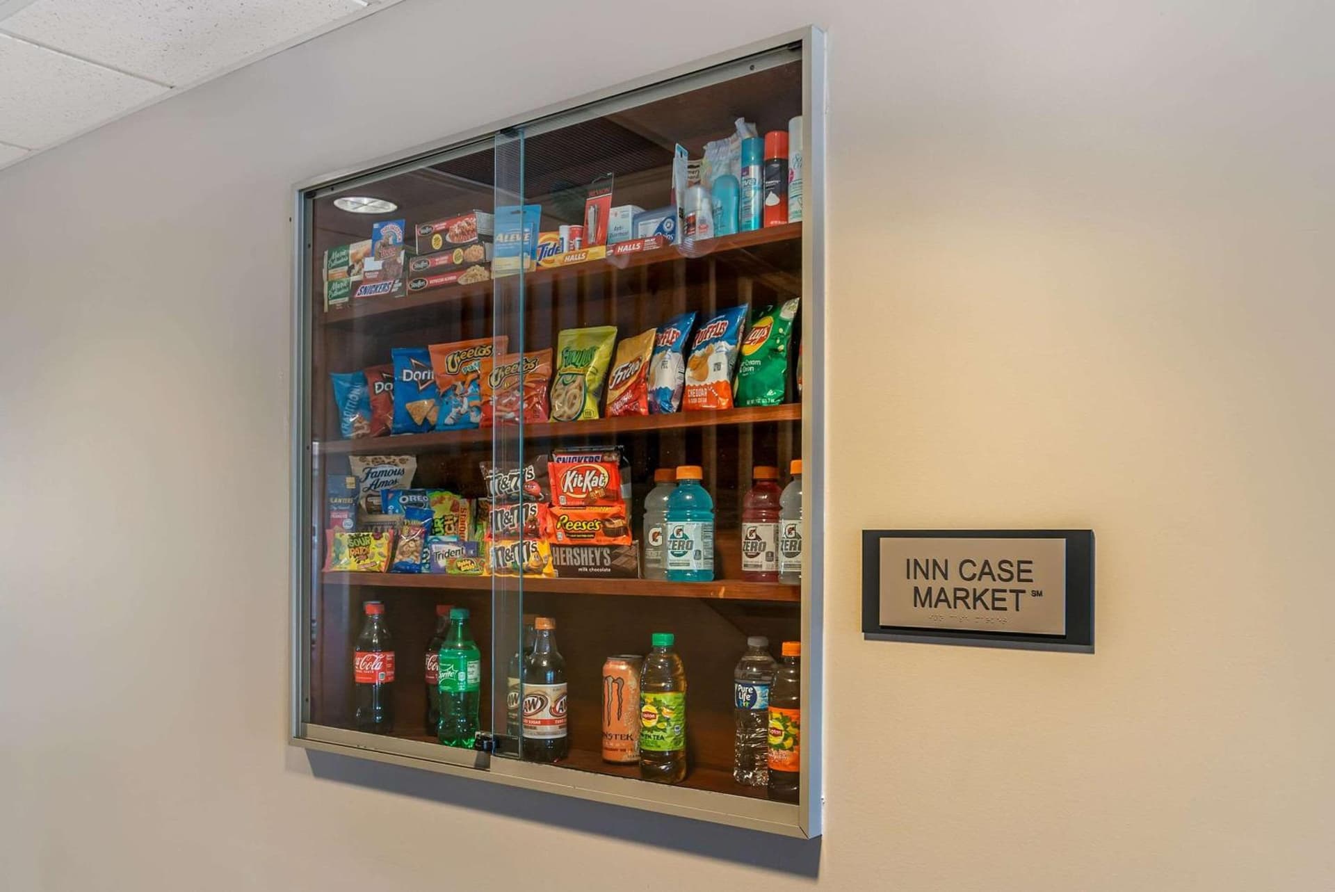 Country Inn & Suites by Radisson, Rossford - Toledo South gallery photo in Rossford, OH — image 12