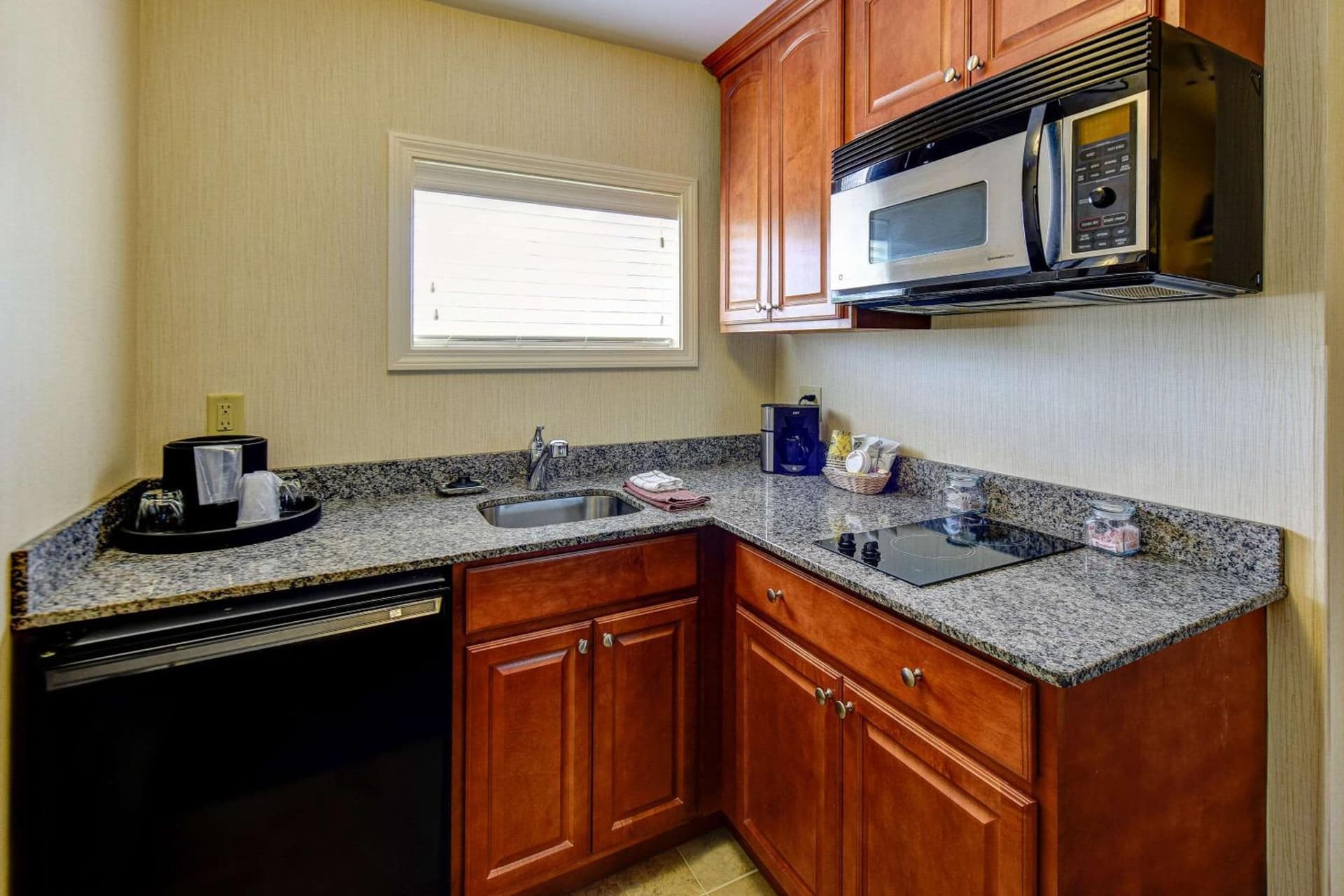 Port Inn and Suites Portsmouth, an Ascend Collection Hotel gallery photo in Portsmouth, NH — image 18