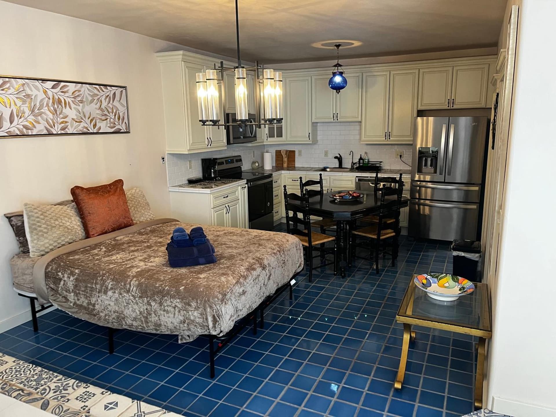 Greenway Manor property views in Bisbee, AZ — gallery photo 3