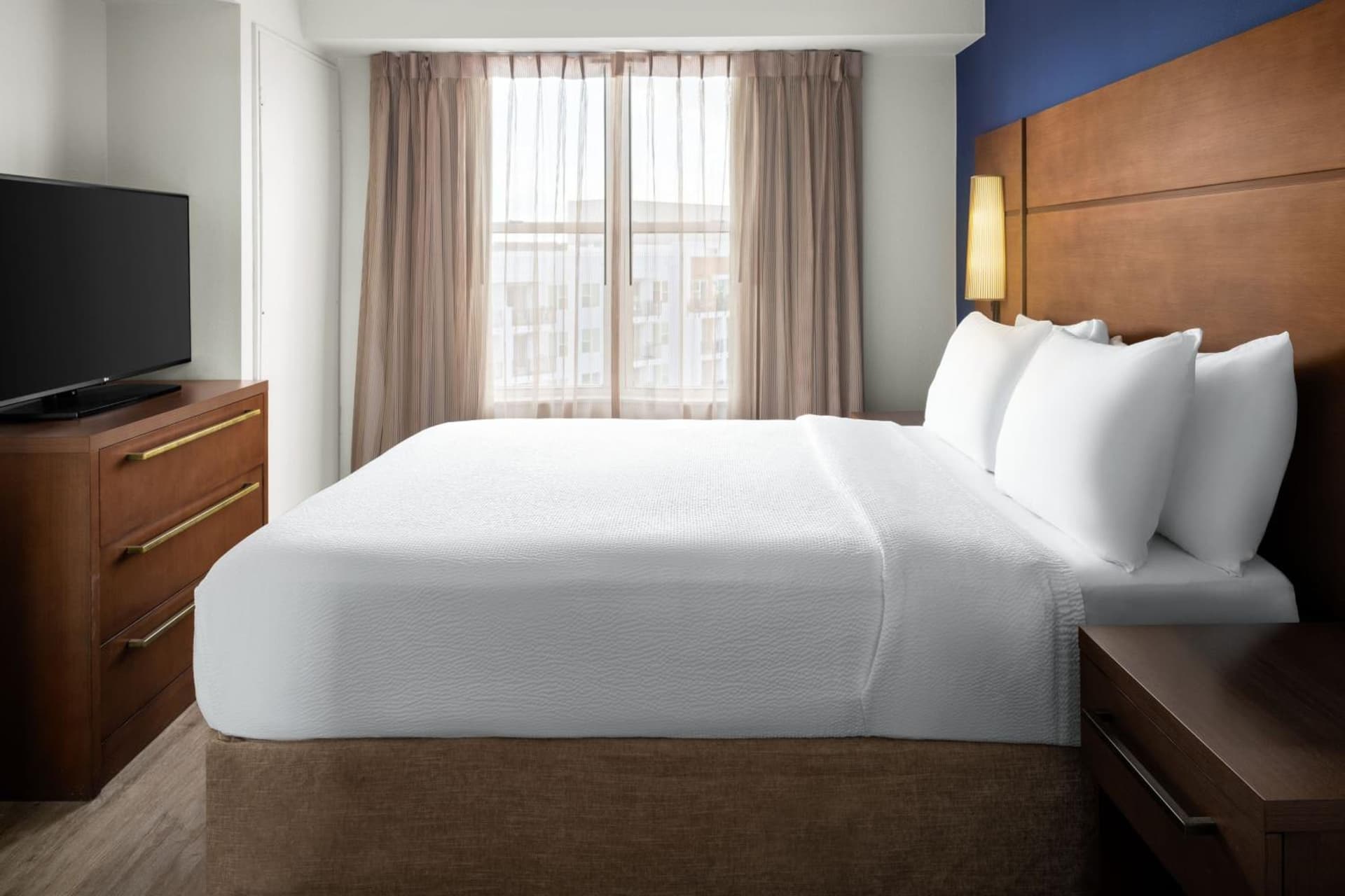Residence Inn Tampa Westshore Airport property views in Tampa, FL — gallery photo 3