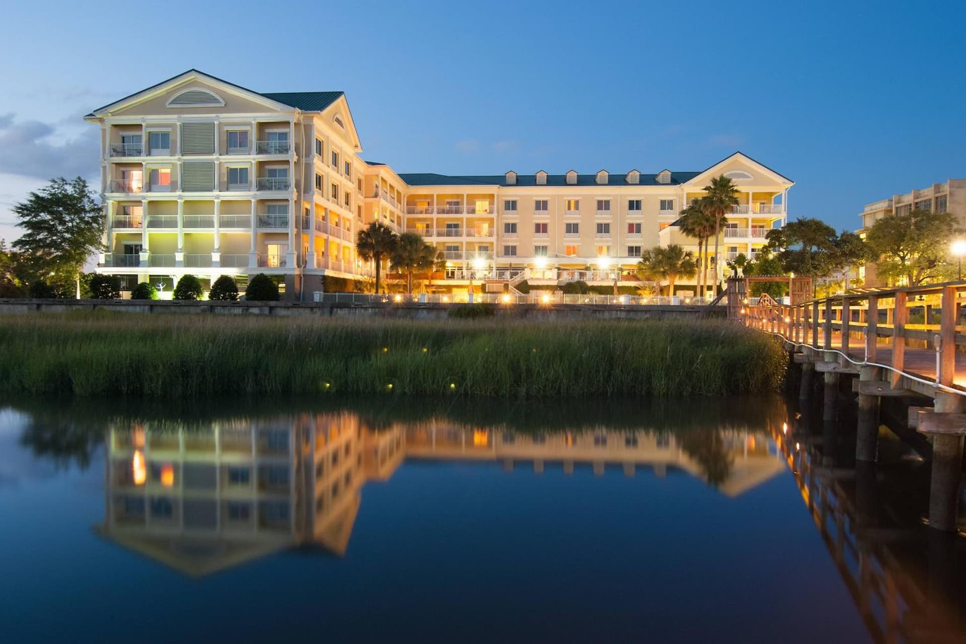 Courtyard Charleston Waterfront exterior or lobby in Charleston, SC — main listing photo