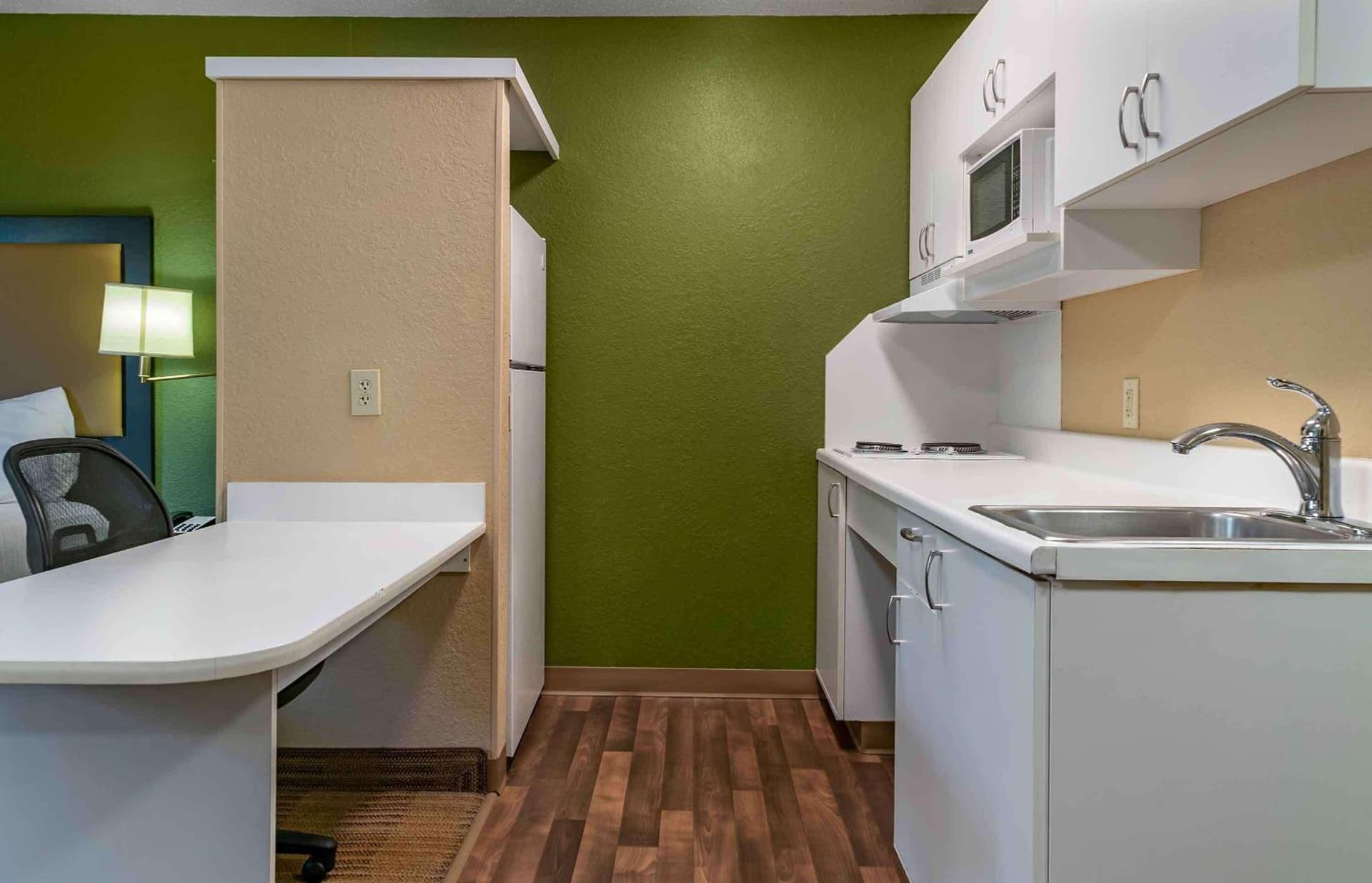 Extended Stay America Suites - Detroit - Ann Arbor - Briarwood Mall gallery photo in Ann Arbor, MI — image 32