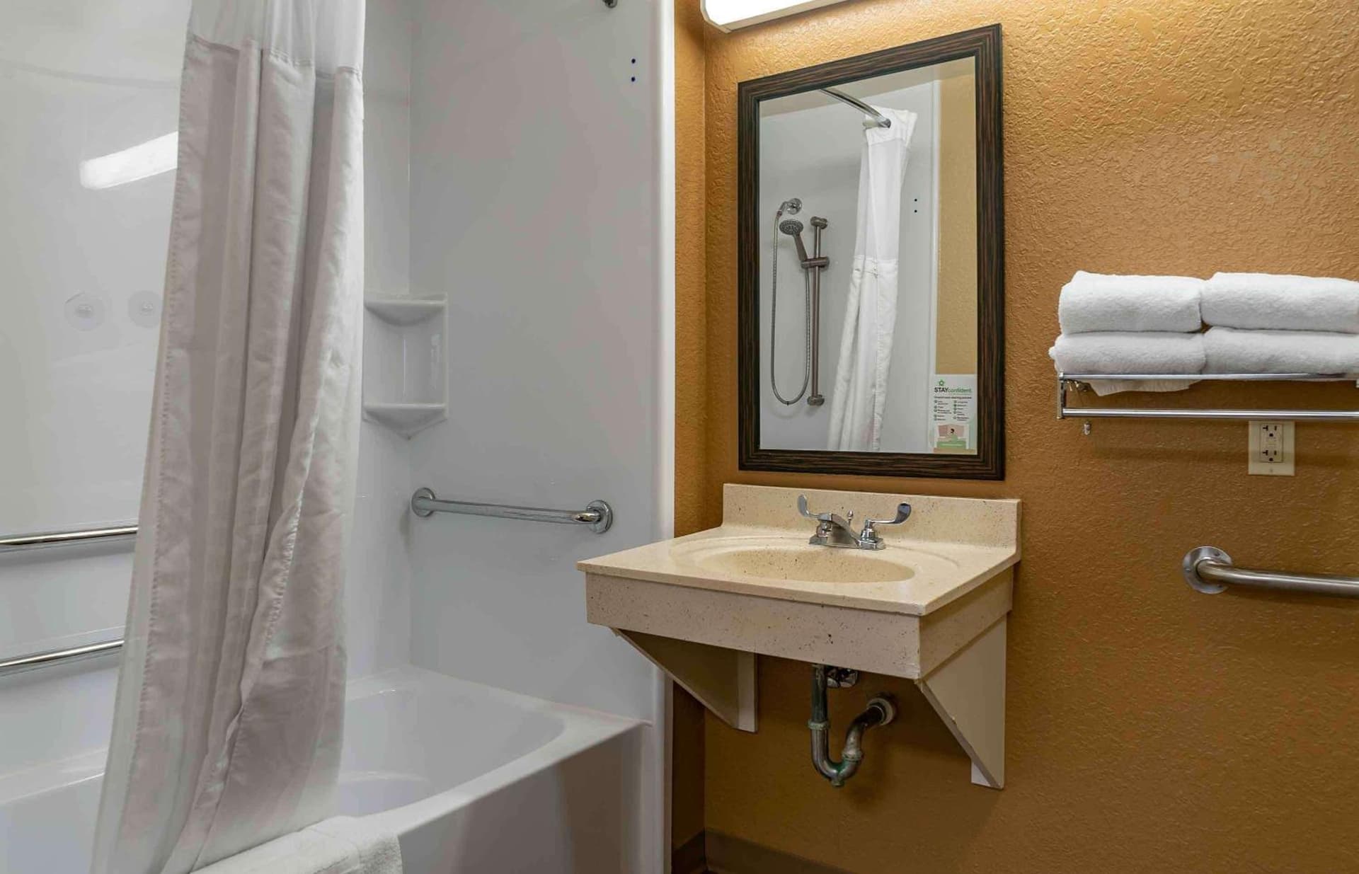 Extended Stay America Suites - Detroit - Ann Arbor - Briarwood Mall gallery photo in Ann Arbor, MI — image 18