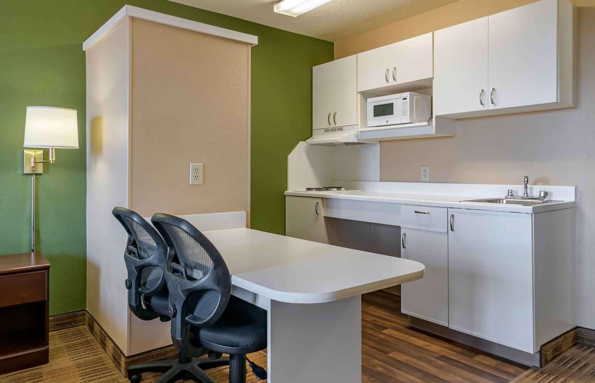 Extended Stay America Suites - Detroit - Ann Arbor - Briarwood Mall gallery photo in Ann Arbor, MI — image 25