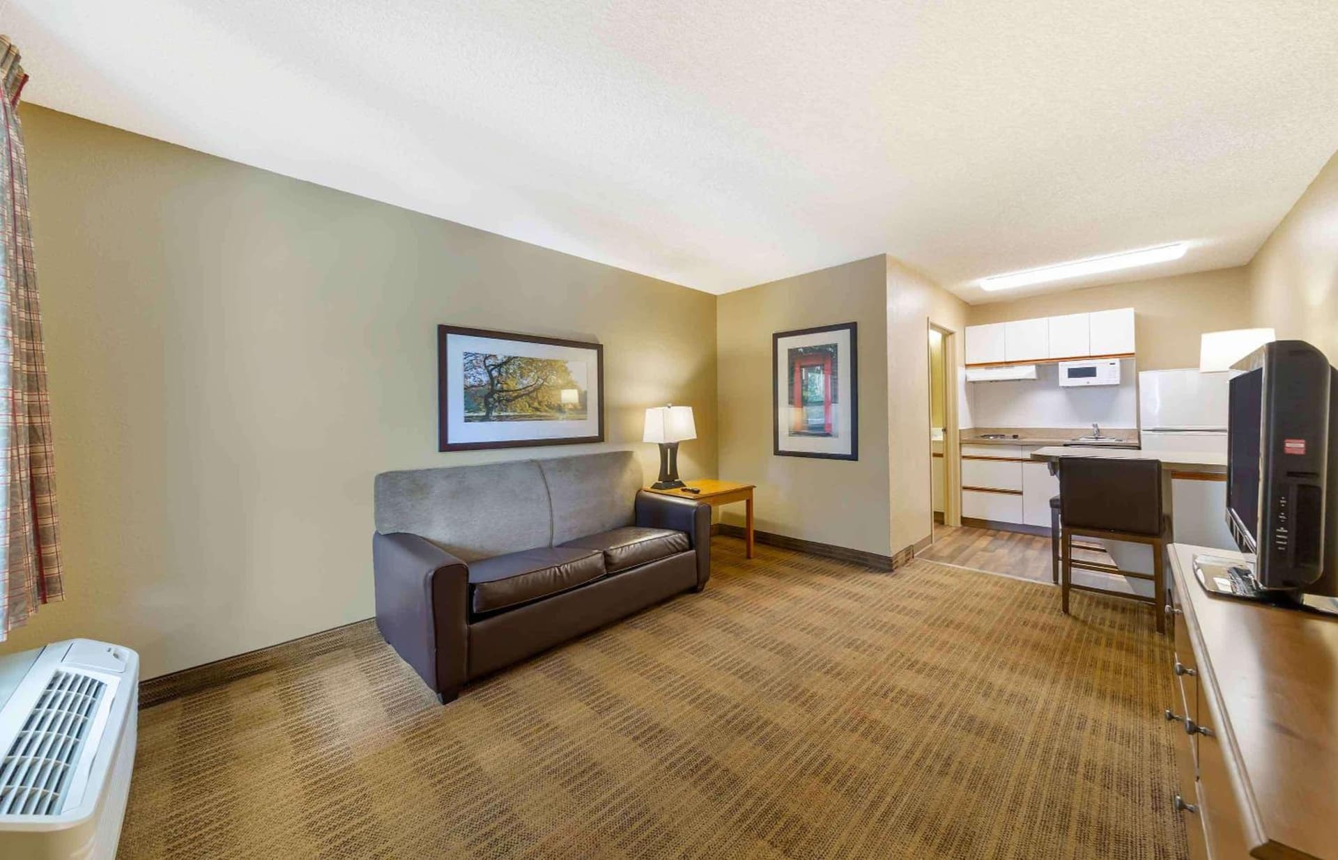 Extended Stay America Suites - Boca Raton - Commerce gallery photo in Boca Raton, FL — image 57