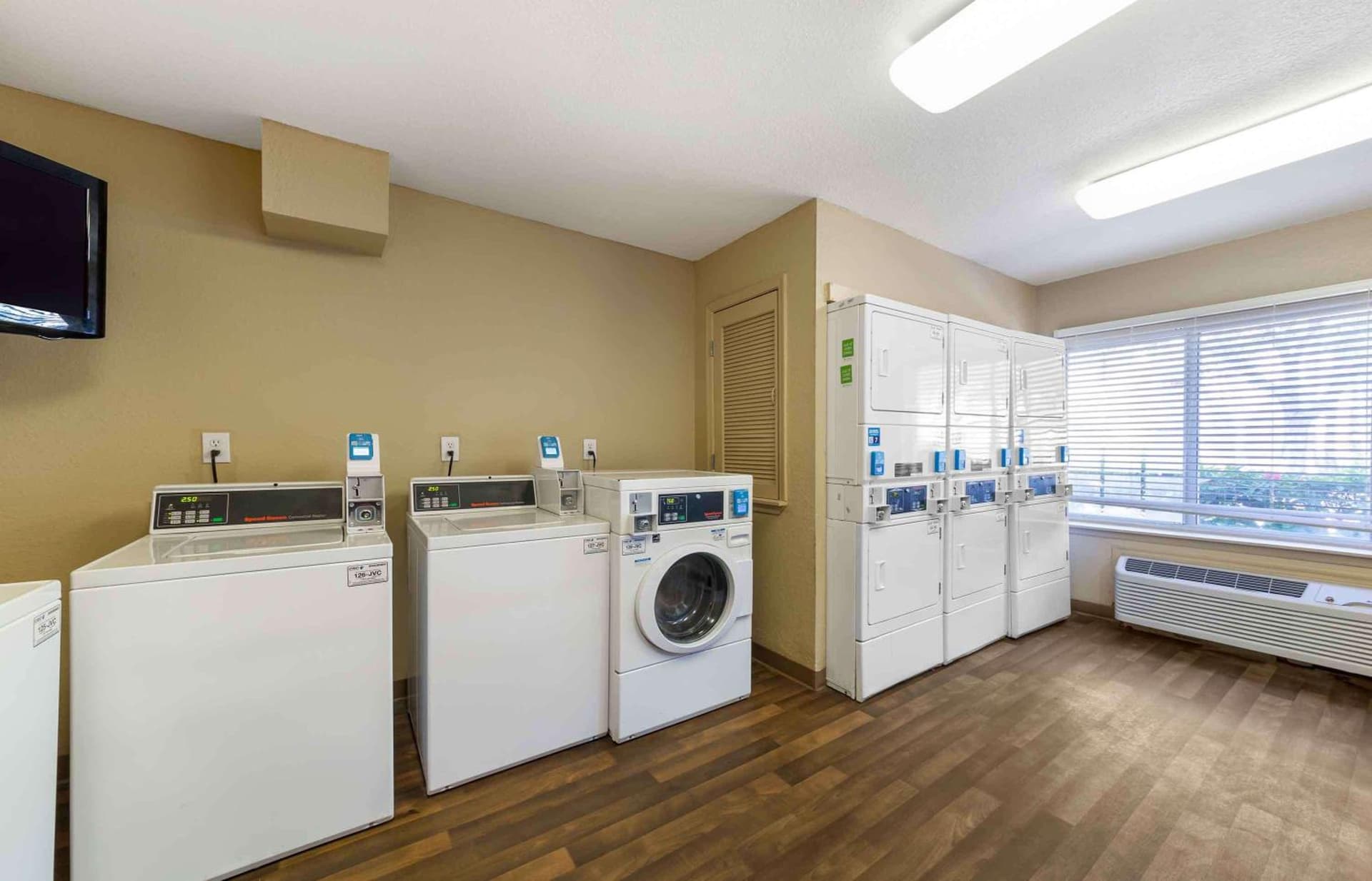 Extended Stay America Suites - Boca Raton - Commerce gallery photo in Boca Raton, FL — image 21