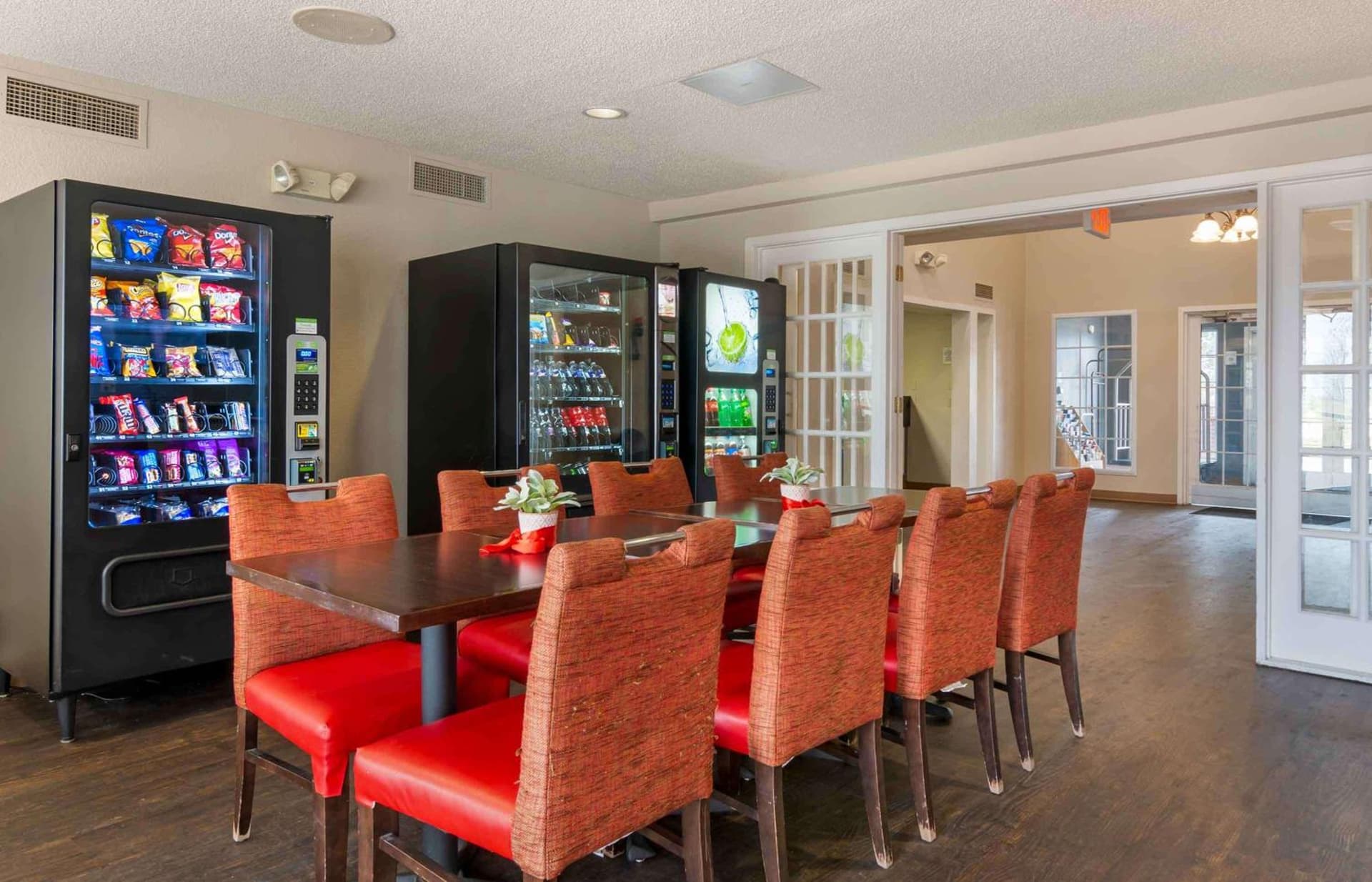 Extended Stay America Suites - Kansas City - Airport - Tiffany Springs gallery photo in Kansas City, KS — image 9