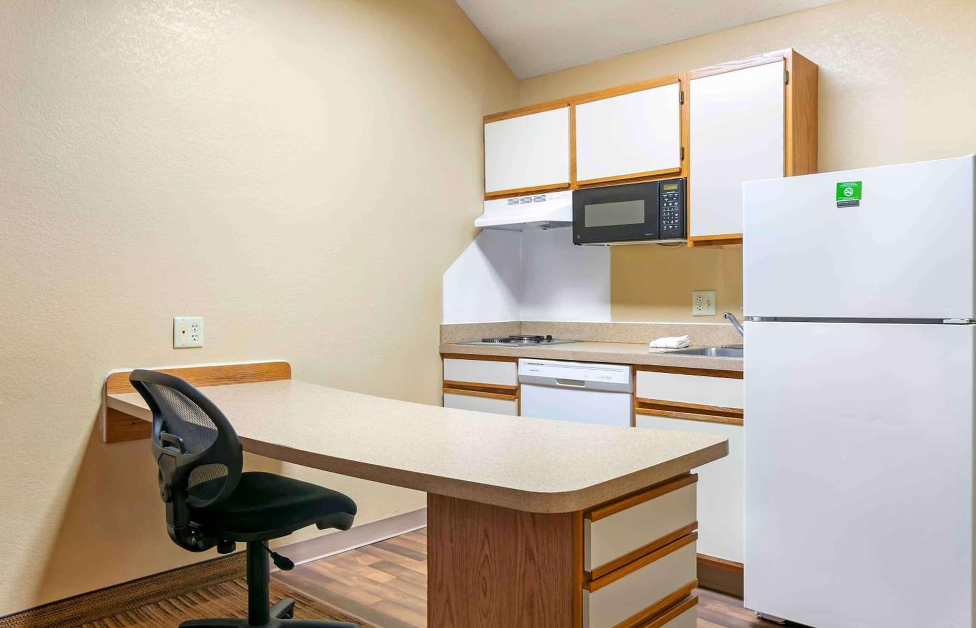 Extended Stay America Suites - Kansas City - Airport - Tiffany Springs gallery photo in Kansas City, KS — image 19