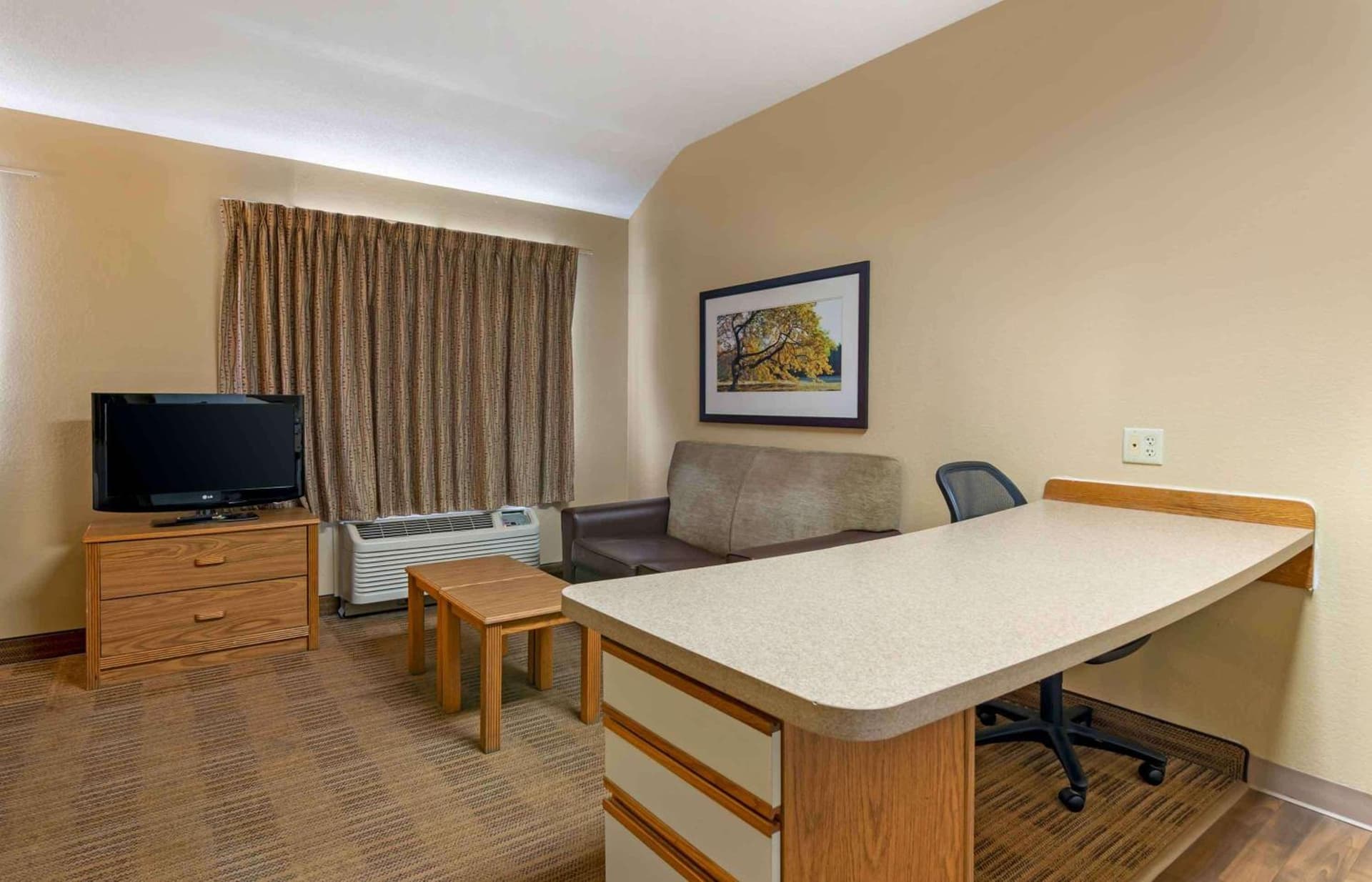 Extended Stay America Suites - Kansas City - Airport - Tiffany Springs gallery photo in Kansas City, KS — image 22