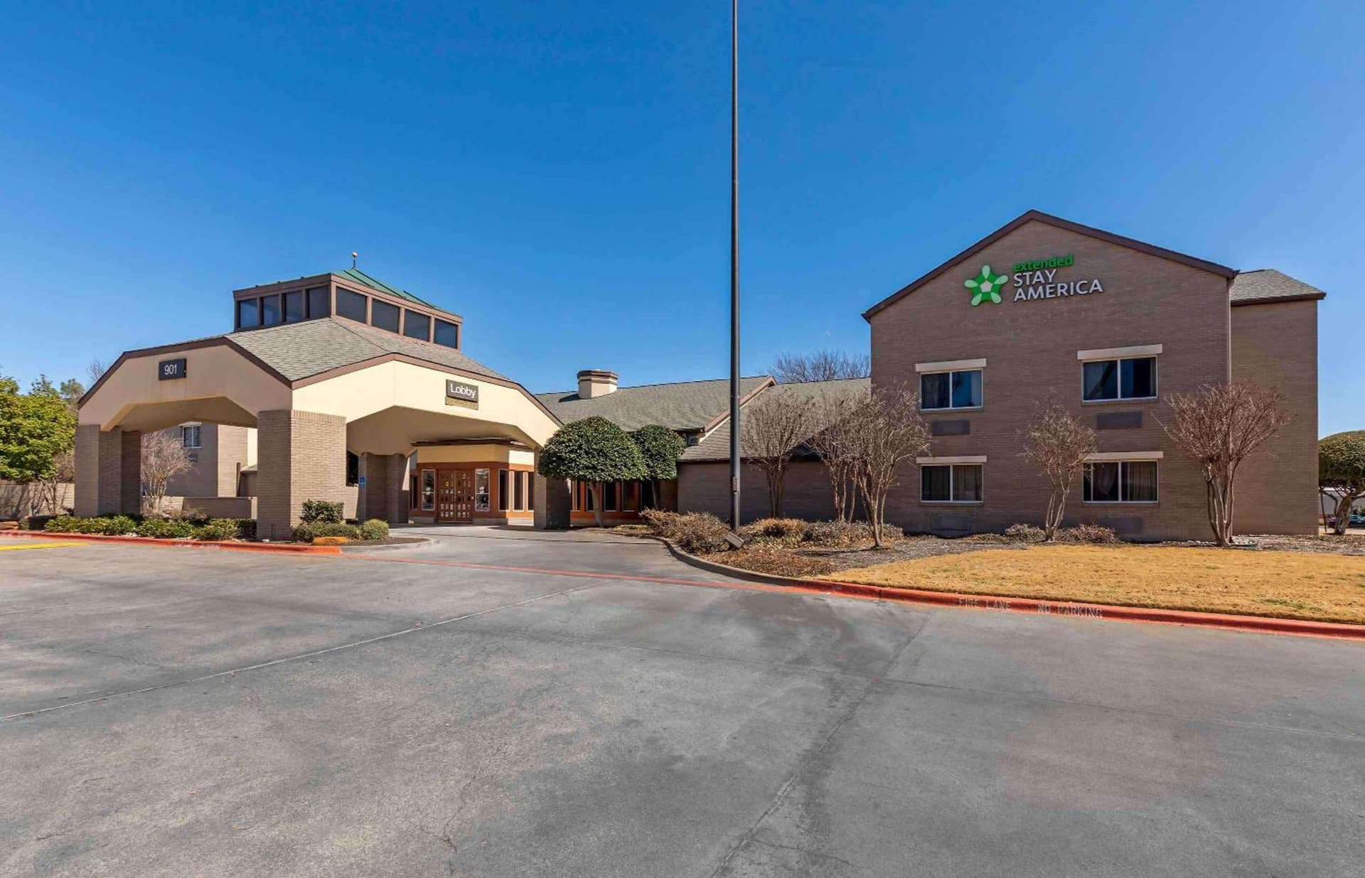 Extended Stay America Select Suites - Dallas - Richardson featured exterior or lobby in Richardson, TX — similar hotel