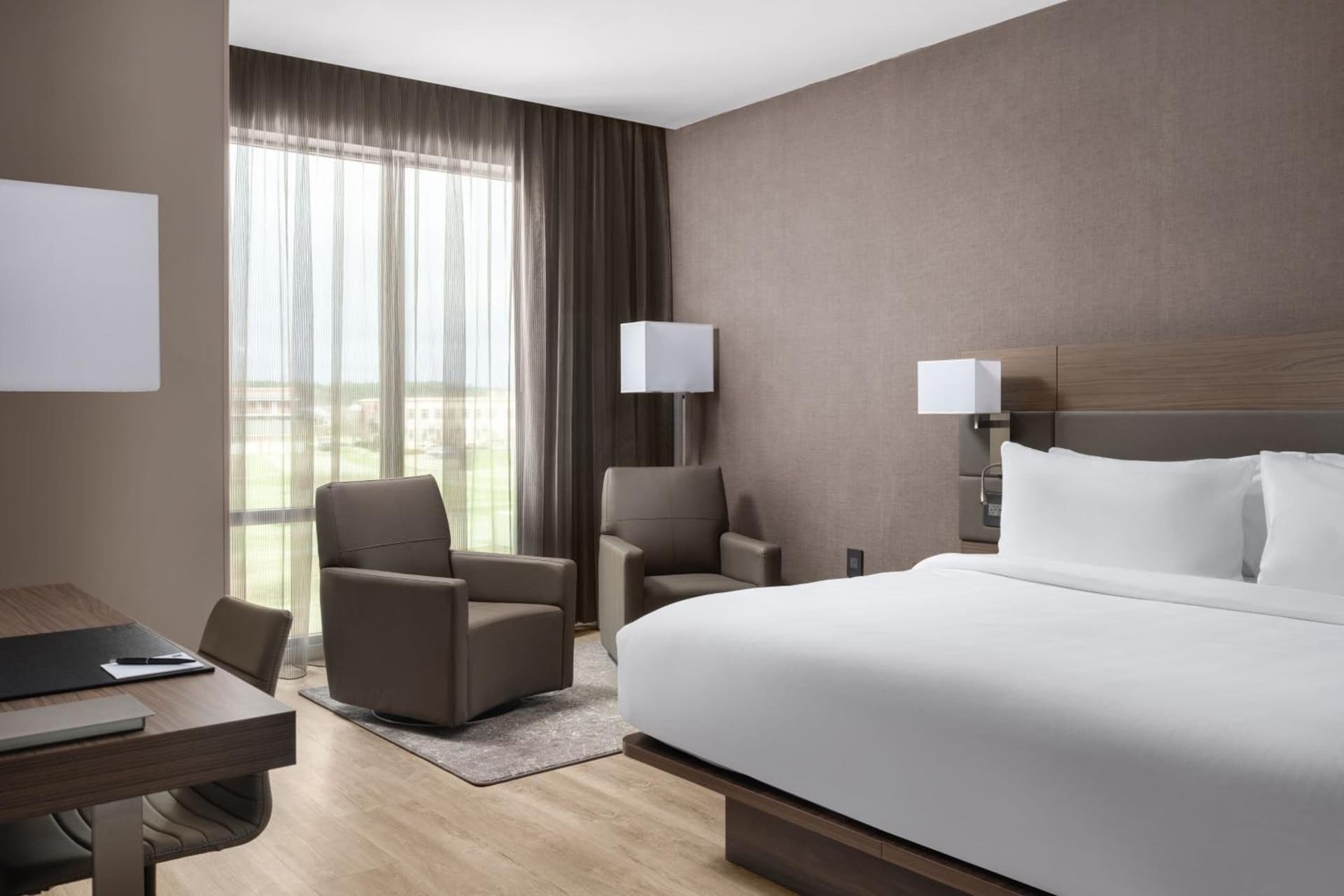 AC Hotel by Marriott Jackson Ridgeland gallery photo in Ridgeland, MS — image 12