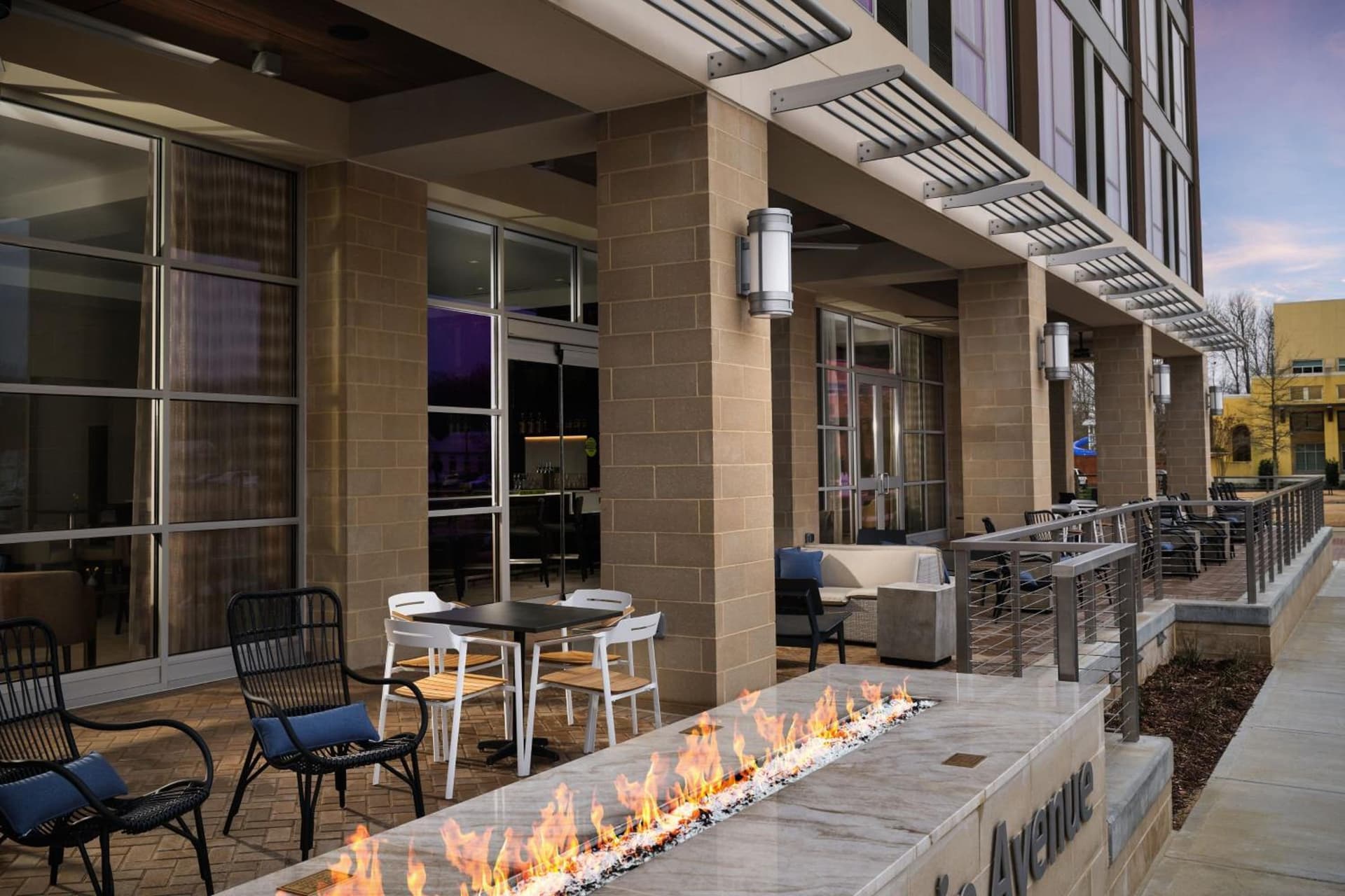 AC Hotel by Marriott Jackson Ridgeland gallery photo in Ridgeland, MS — image 9