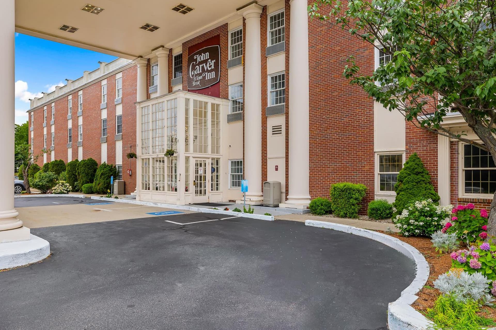 John Carver Inn & Spa gallery photo in Plymouth, MA — image 27