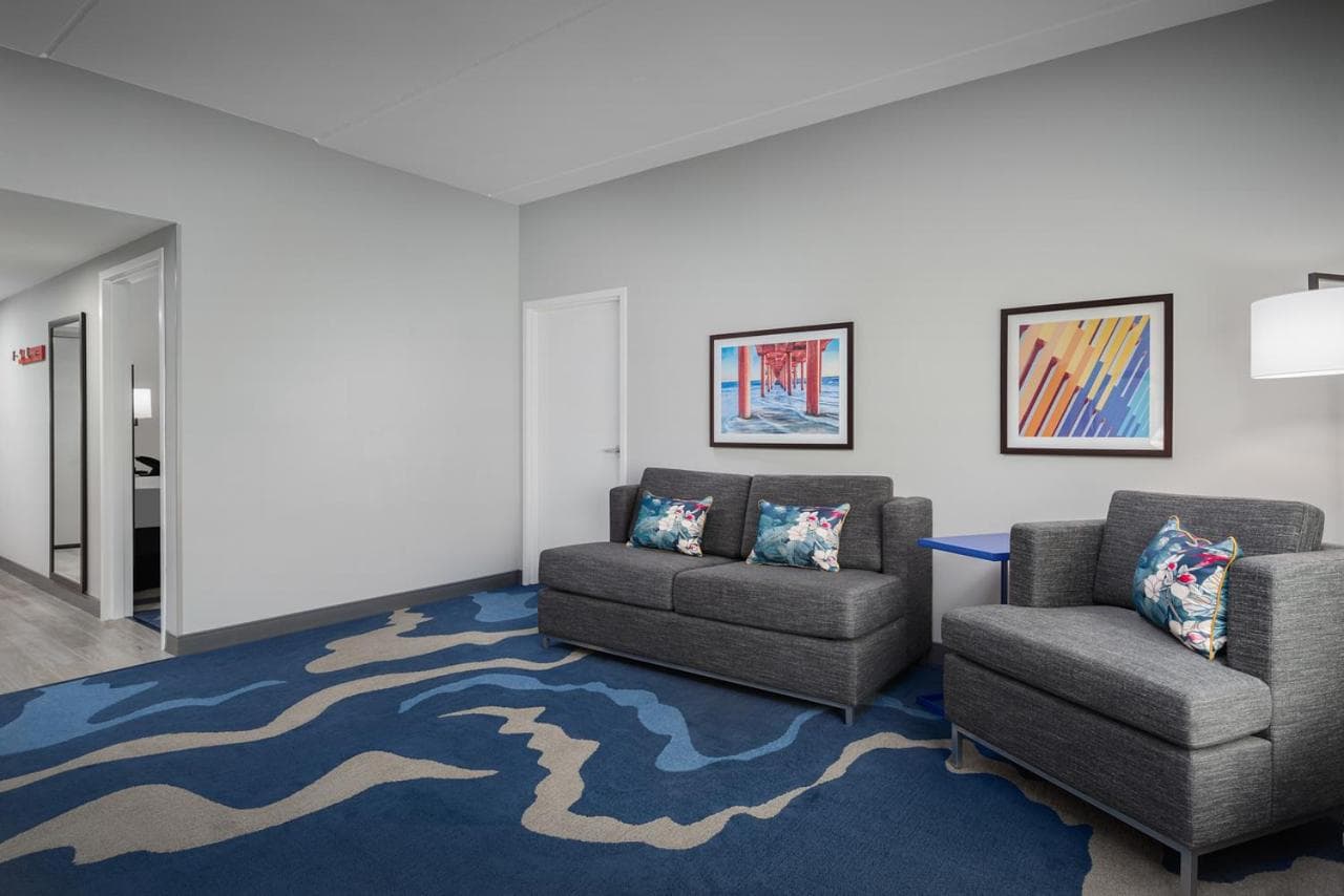 Hampton Inn & Suites Naples South gallery photo in Naples, FL — image 21