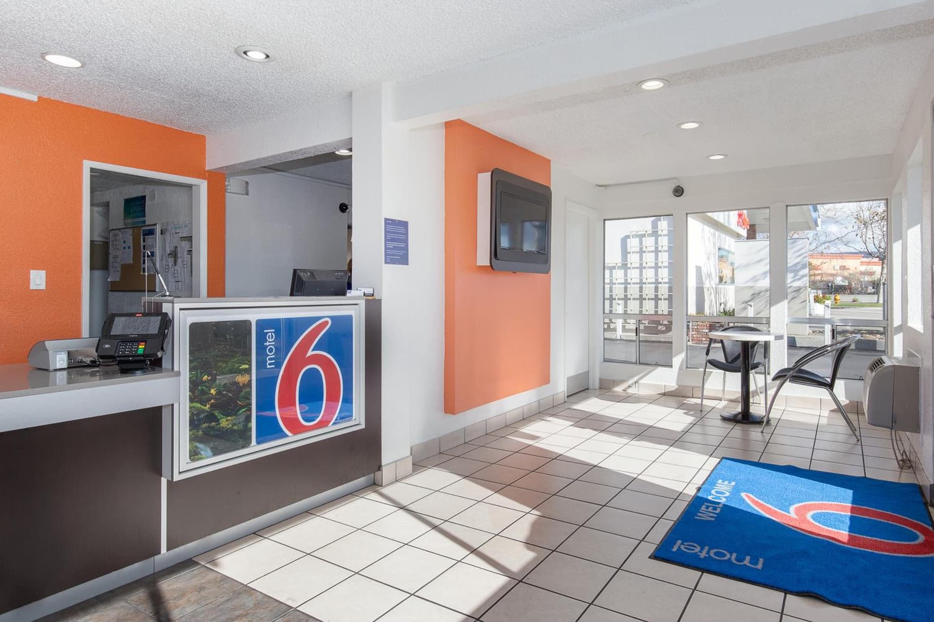 Motel 6 Hayward, CA- Silicon Valley Gateway gallery photo in Hayward, CA — image 39