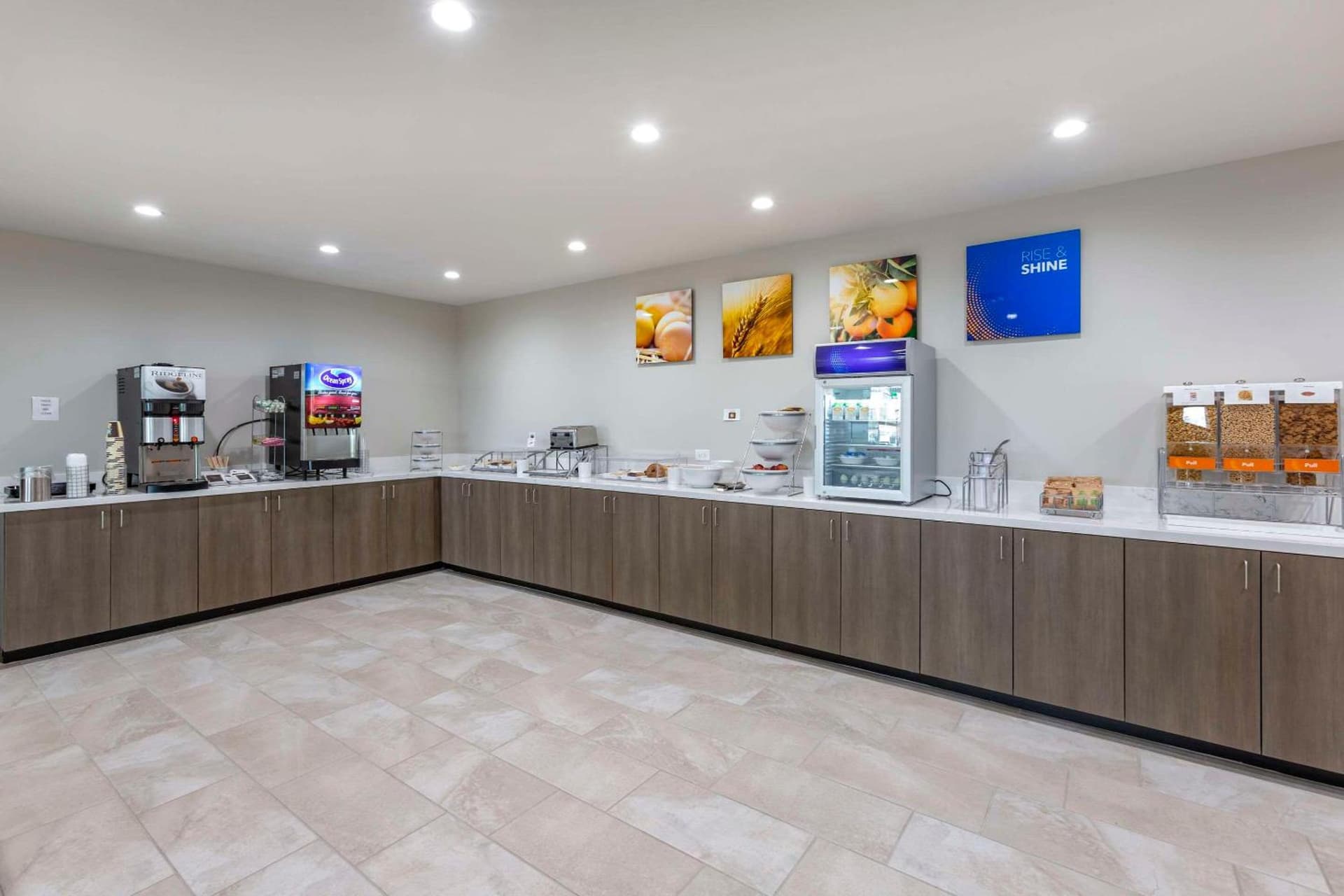 Comfort Suites Scottsdale Talking Stick Entertainment District gallery photo in Scottsdale, AZ — image 9