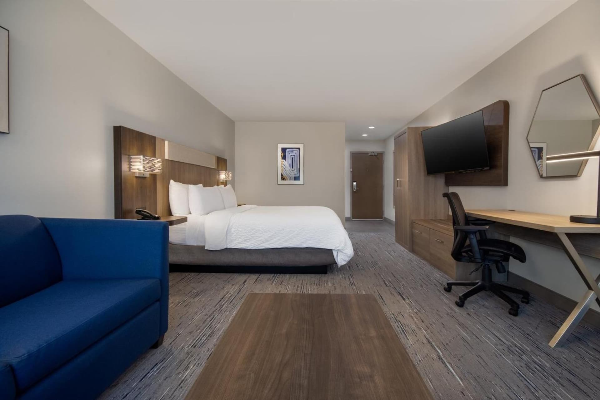 Holiday Inn Express & Suites Muskegon - Grand Haven by IHG gallery photo in Muskegon, MI — image 47