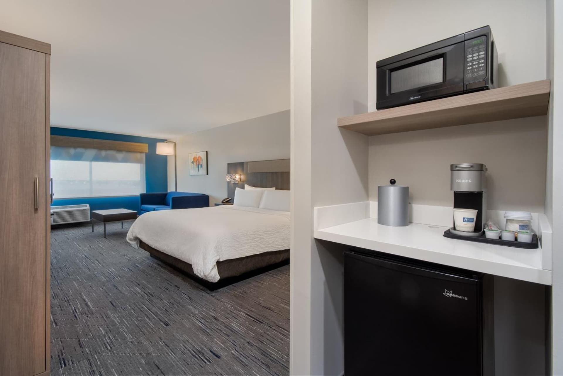 Holiday Inn Express & Suites Muskegon - Grand Haven by IHG gallery photo in Muskegon, MI — image 51