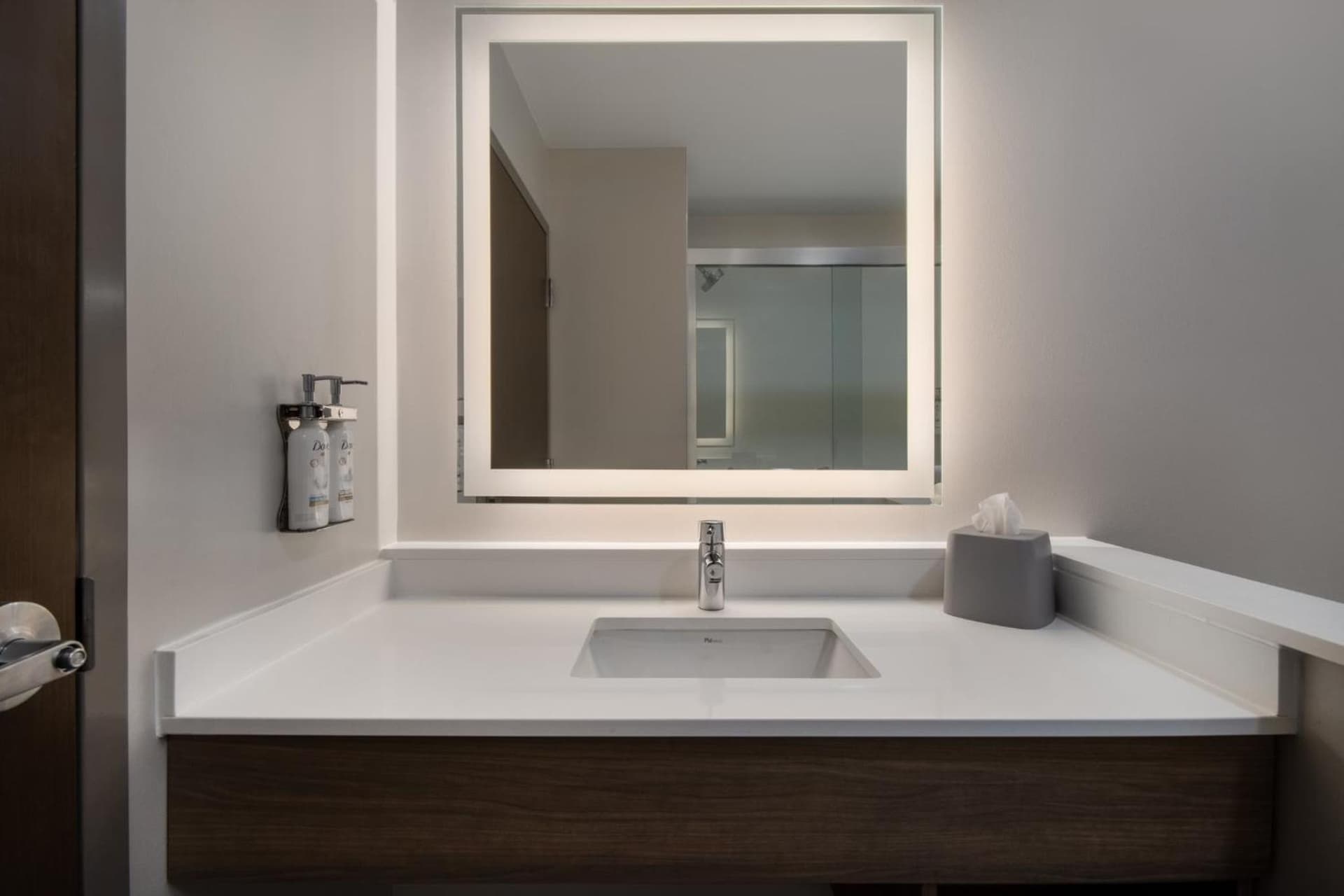 Holiday Inn Express & Suites Muskegon - Grand Haven by IHG gallery photo in Muskegon, MI — image 54