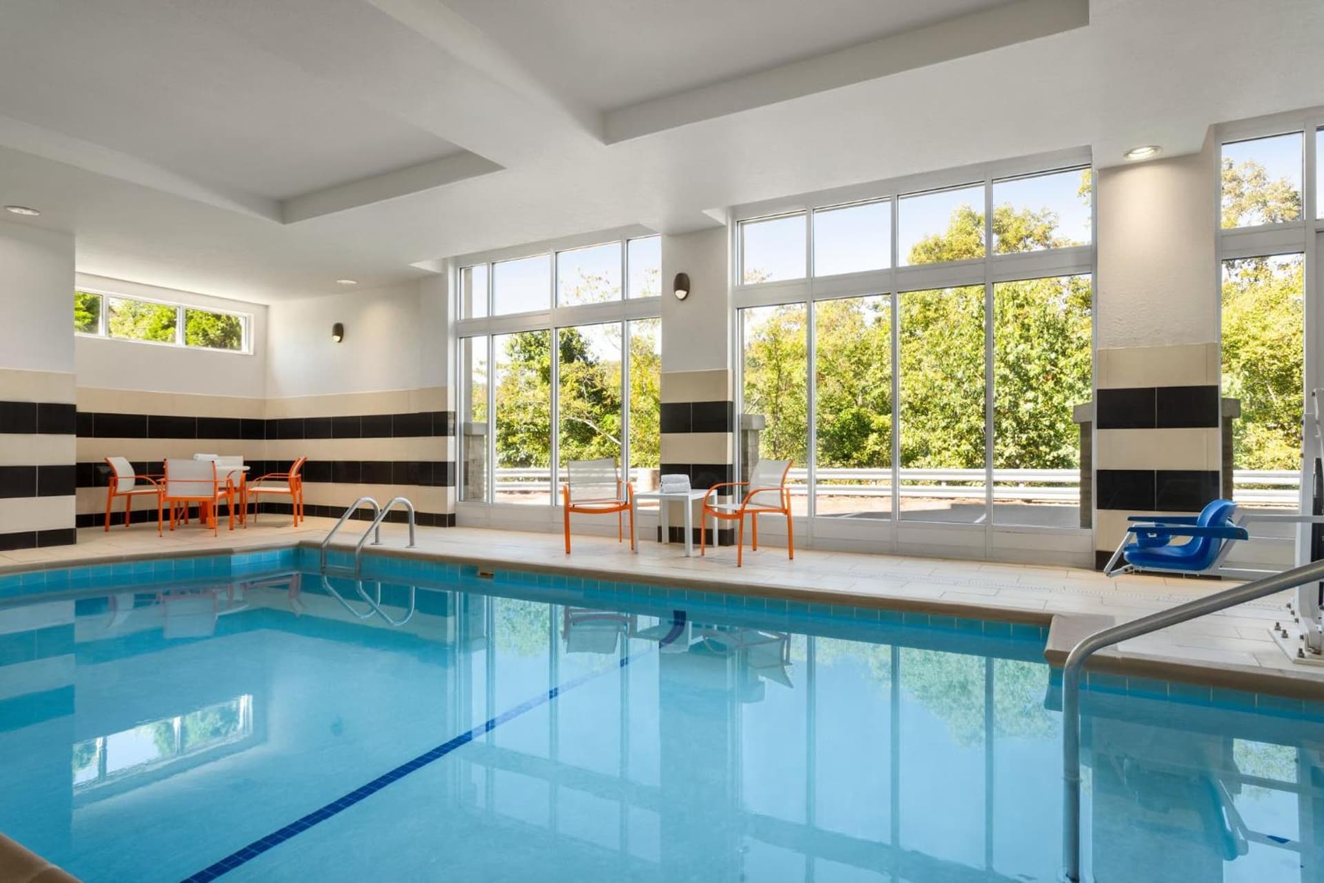 Holiday Inn Birmingham - Hoover by IHG gallery photo in Hoover, AL — image 11