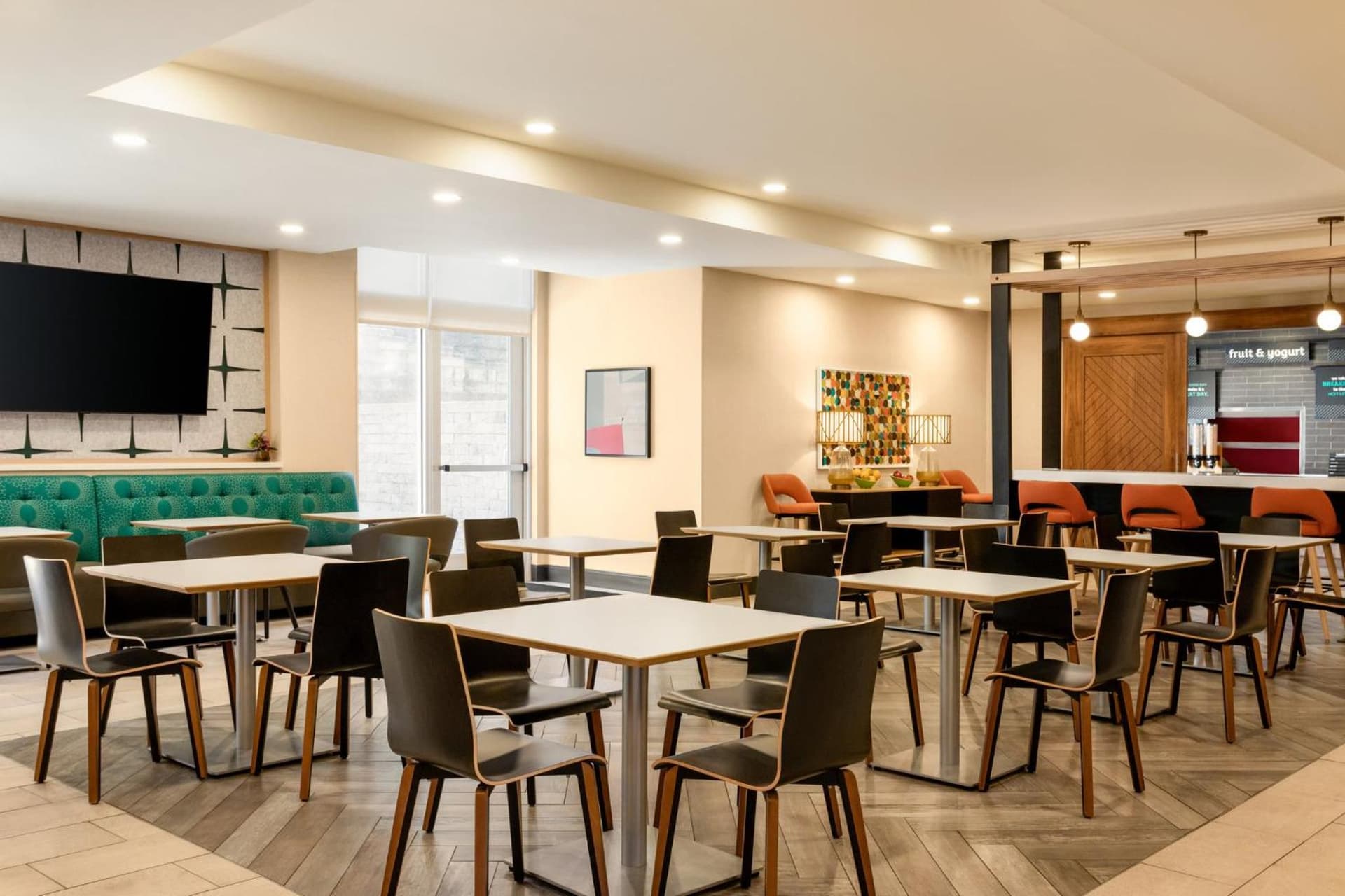 Holiday Inn Birmingham - Hoover by IHG gallery photo in Hoover, AL — image 25