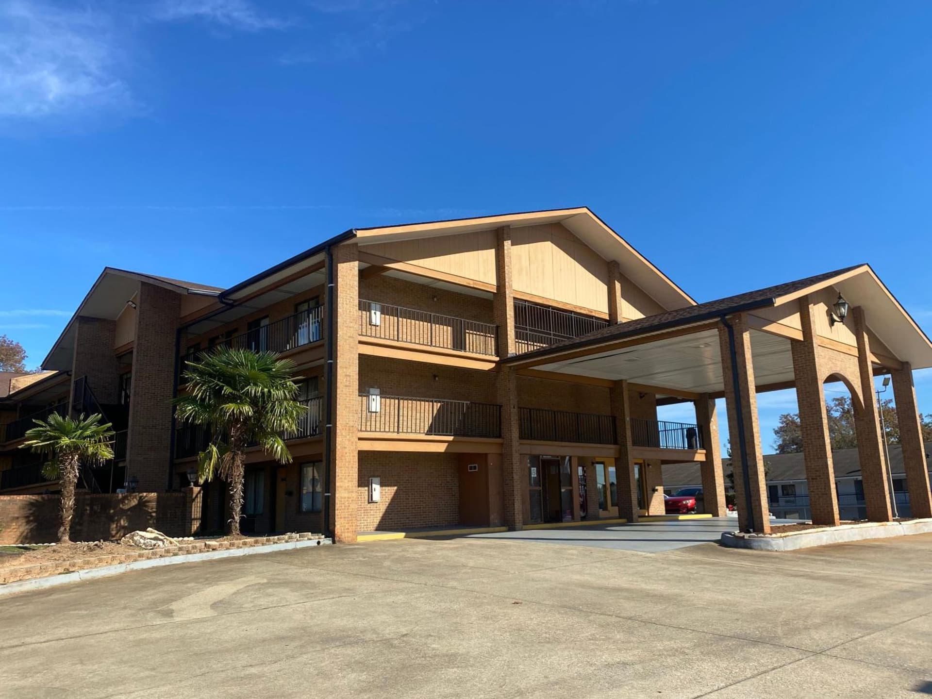 American Inn and Suites - Atlanta Airport Jonesboro I-75 property views in Jonesboro, GA — gallery photo 3