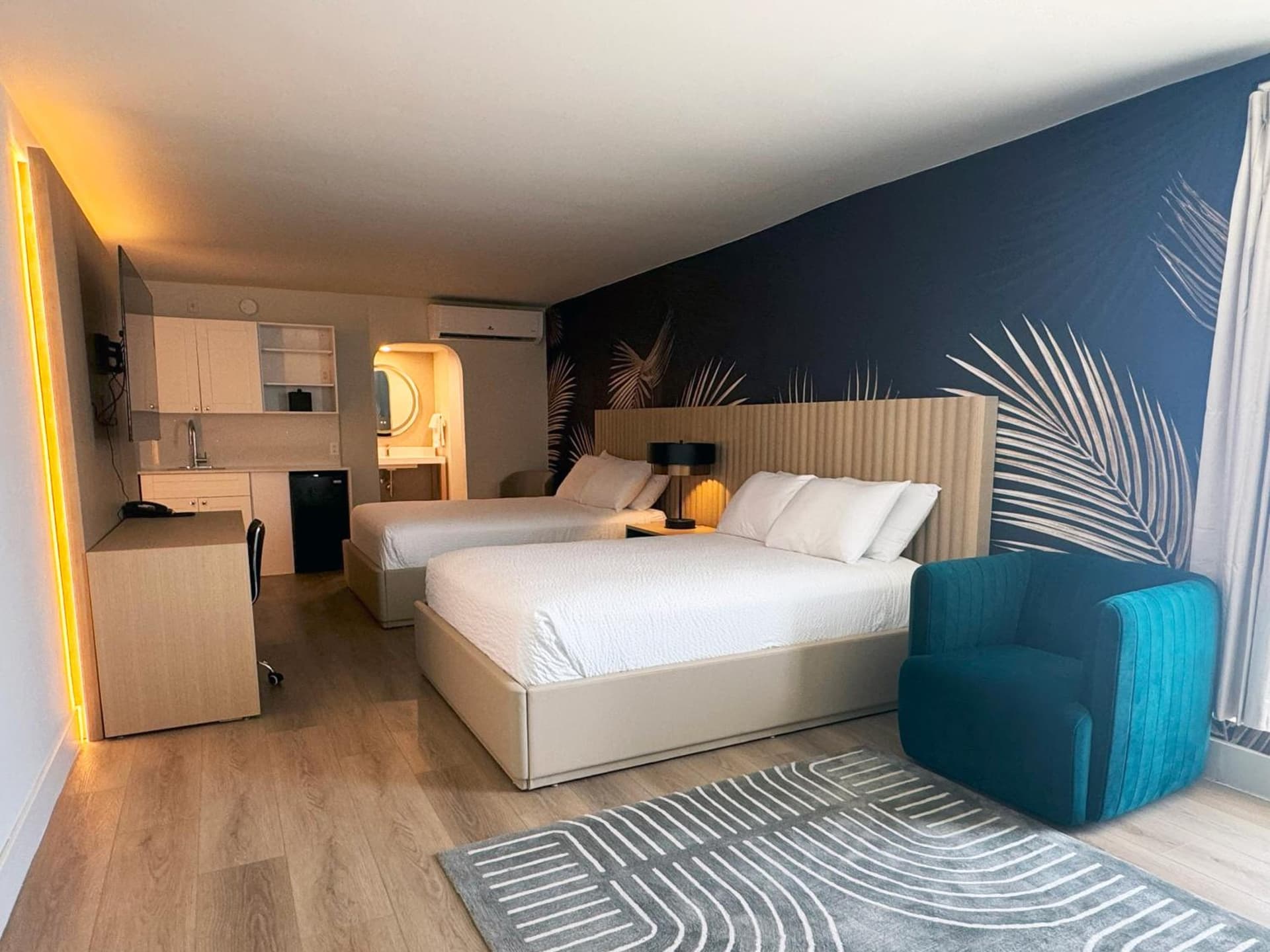 The Harrison Hotel Downtown Hollywood FL, an Ascend Collection Hotel interior in Hollywood, FL — gallery photo 2