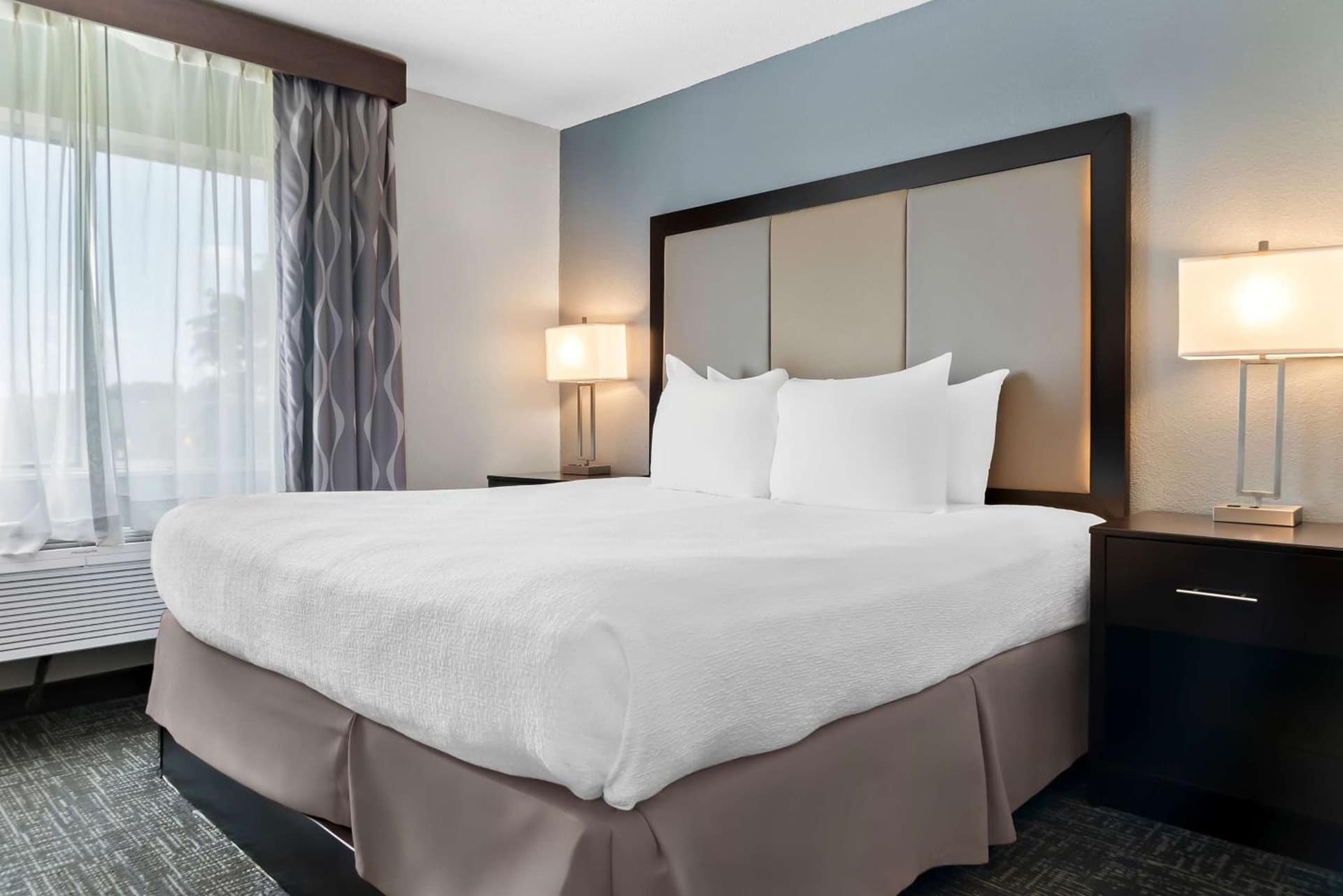 Best Western Plus Flint Airport Inn & Suites gallery photo in Flint, MI — image 21
