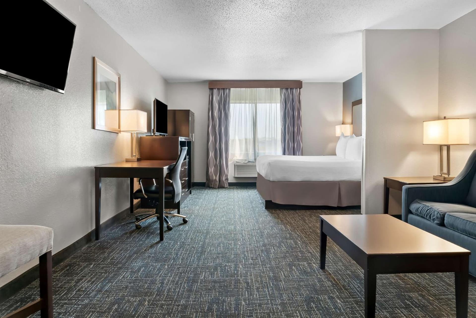 Best Western Plus Flint Airport Inn & Suites gallery photo in Flint, MI — image 30