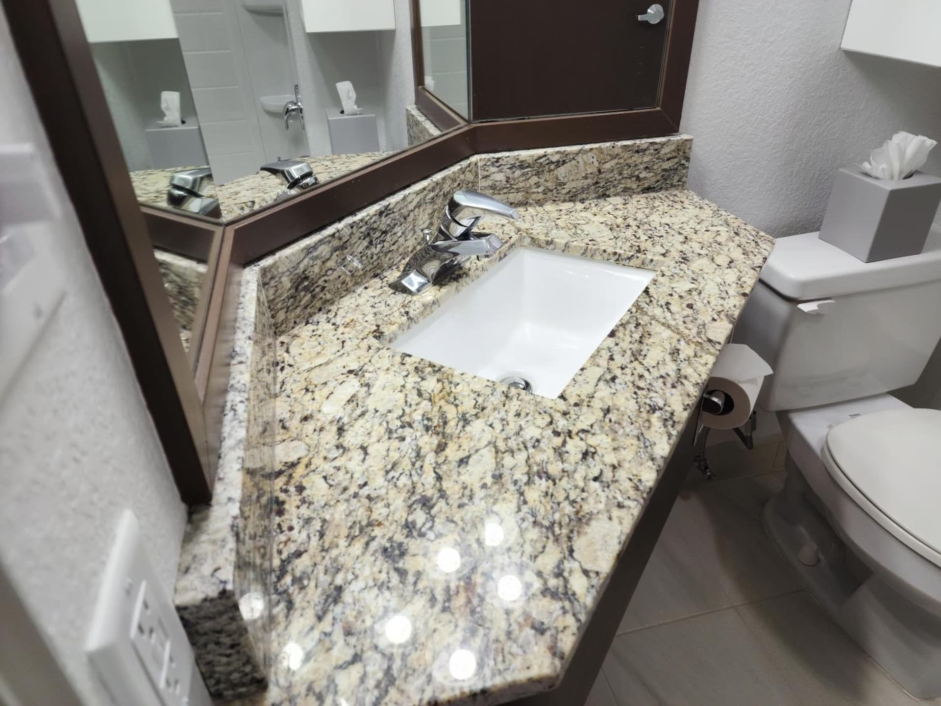 Quality Inn & Suites Denver International Airport gallery photo in Denver, CO — image 33