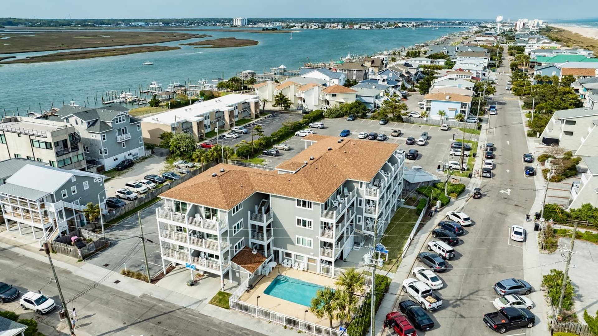 Sandpeddler Inn and Suites — hotel in Wrightsville Beach, North Carolina