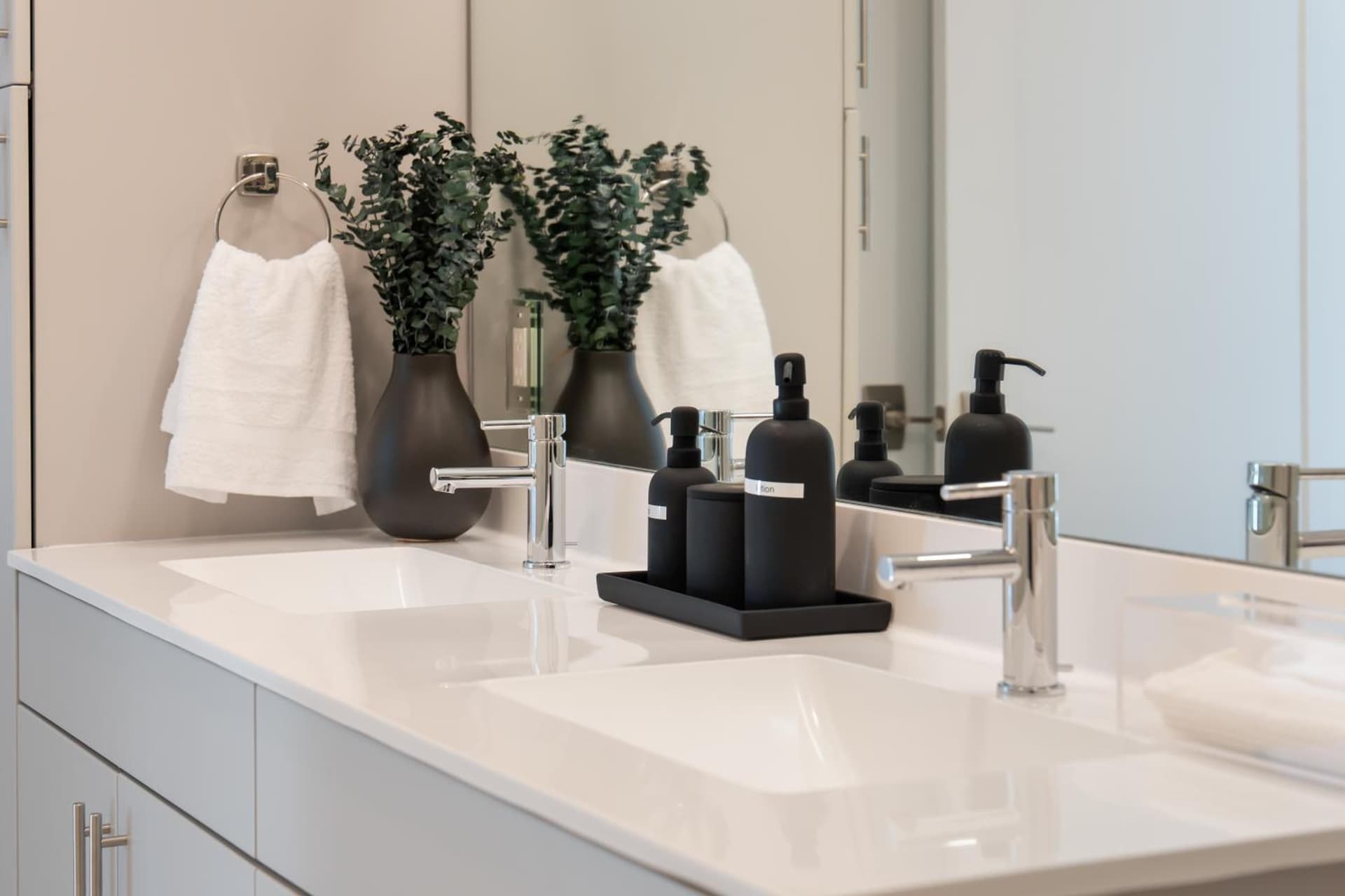 Luxury Furnished Apartments by Hyatus Downtown at Yale gallery photo in New Haven, CT — image 189
