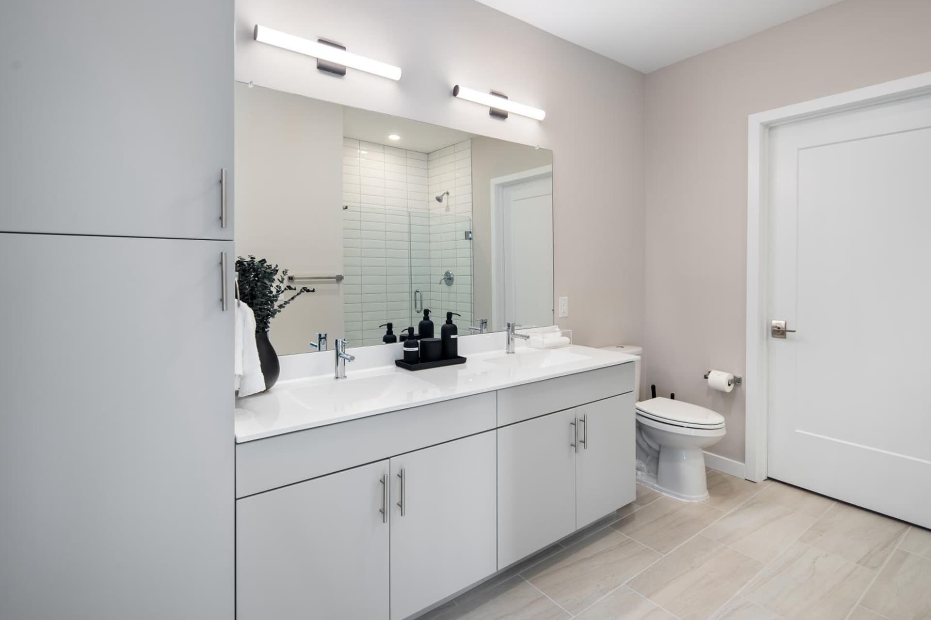 Luxury Furnished Apartments by Hyatus Downtown at Yale gallery photo in New Haven, CT — image 8