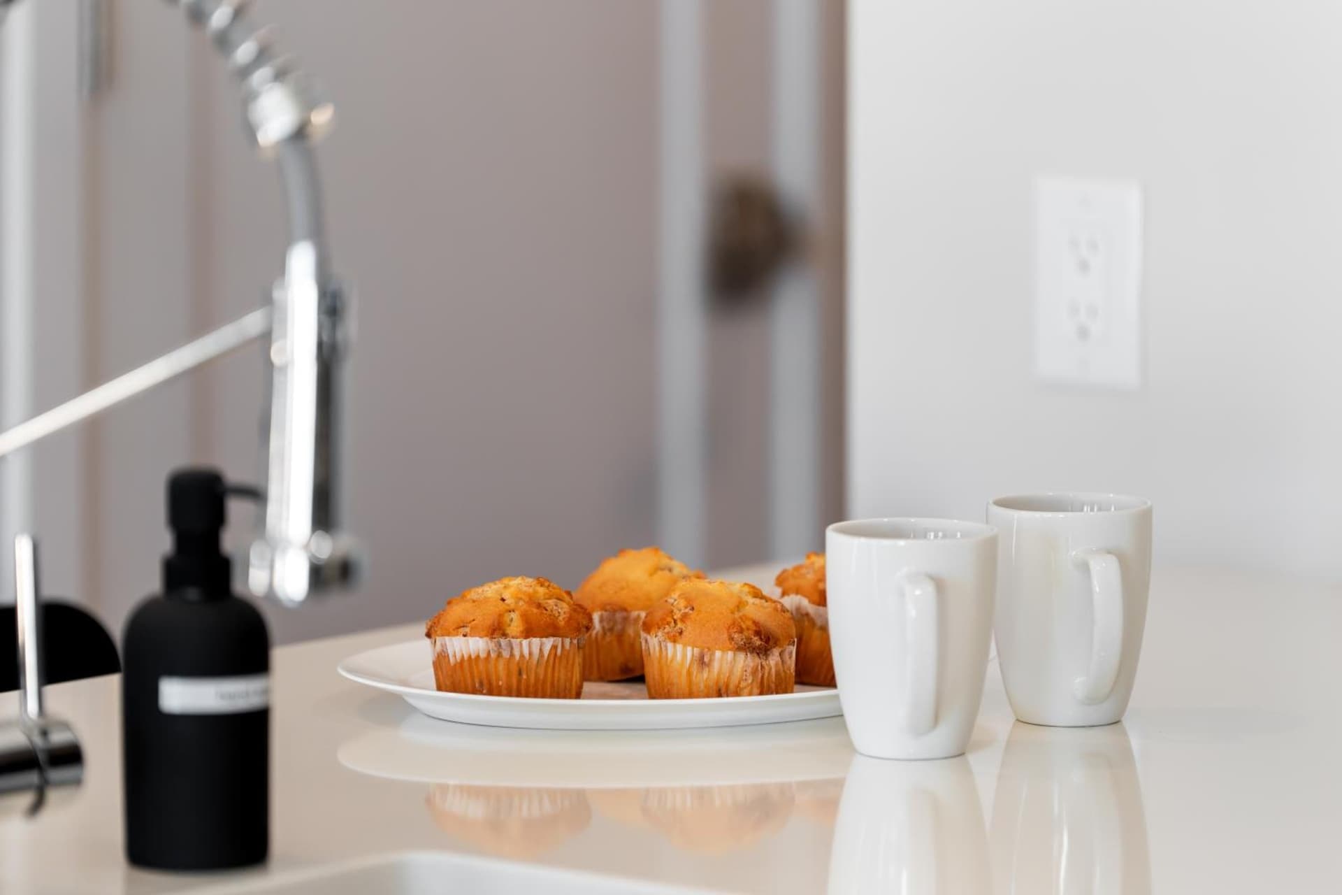 Luxury Furnished Apartments by Hyatus Downtown at Yale gallery photo in New Haven, CT — image 91