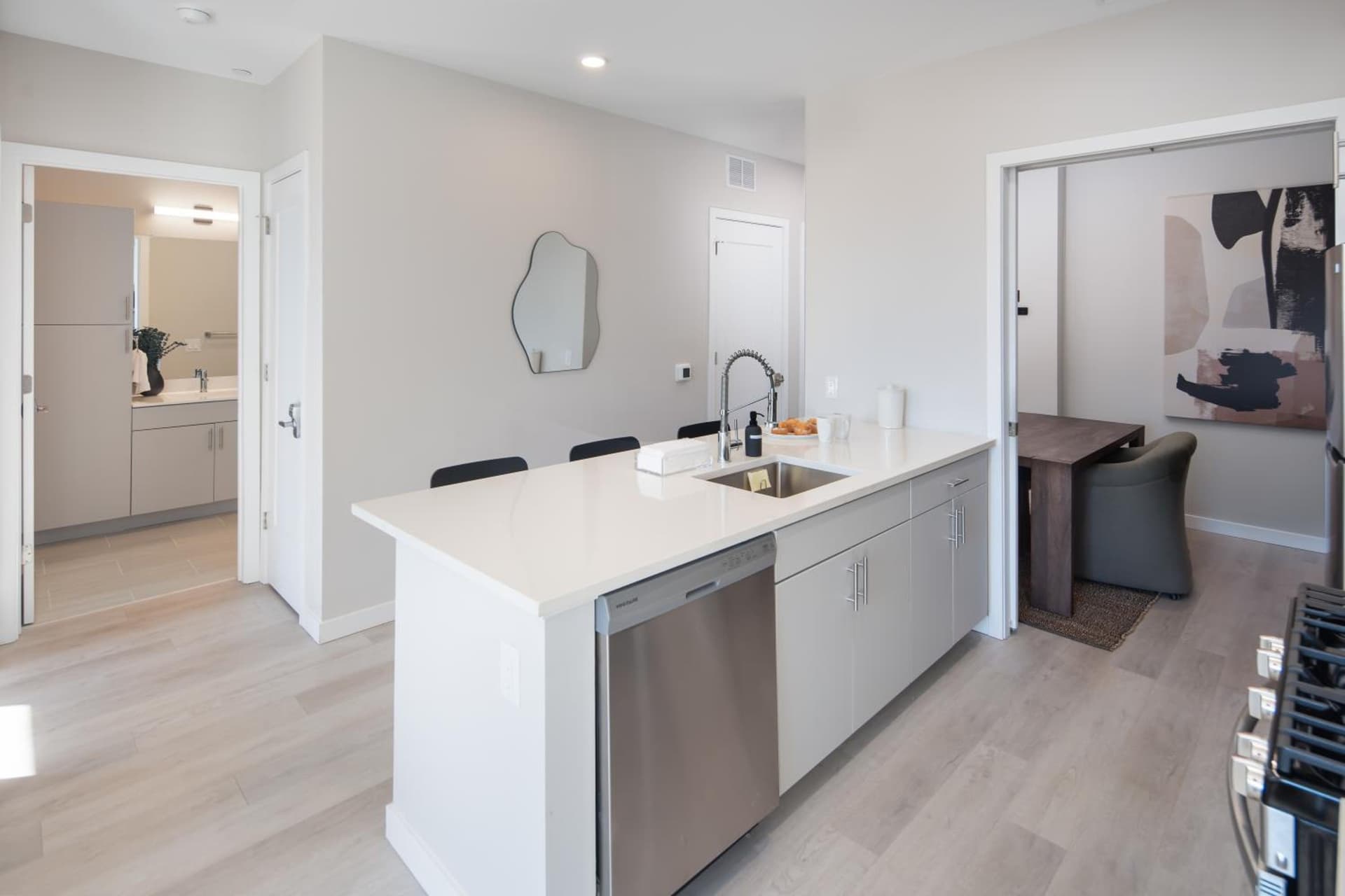 Luxury Furnished Apartments by Hyatus Downtown at Yale gallery photo in New Haven, CT — image 109