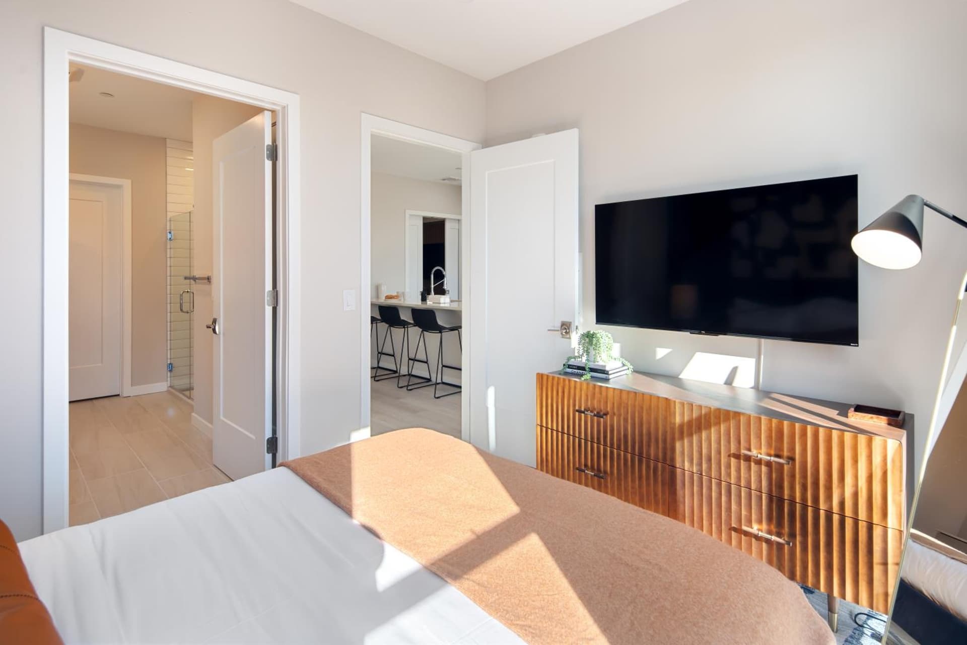 Luxury Furnished Apartments by Hyatus Downtown at Yale gallery photo in New Haven, CT — image 177
