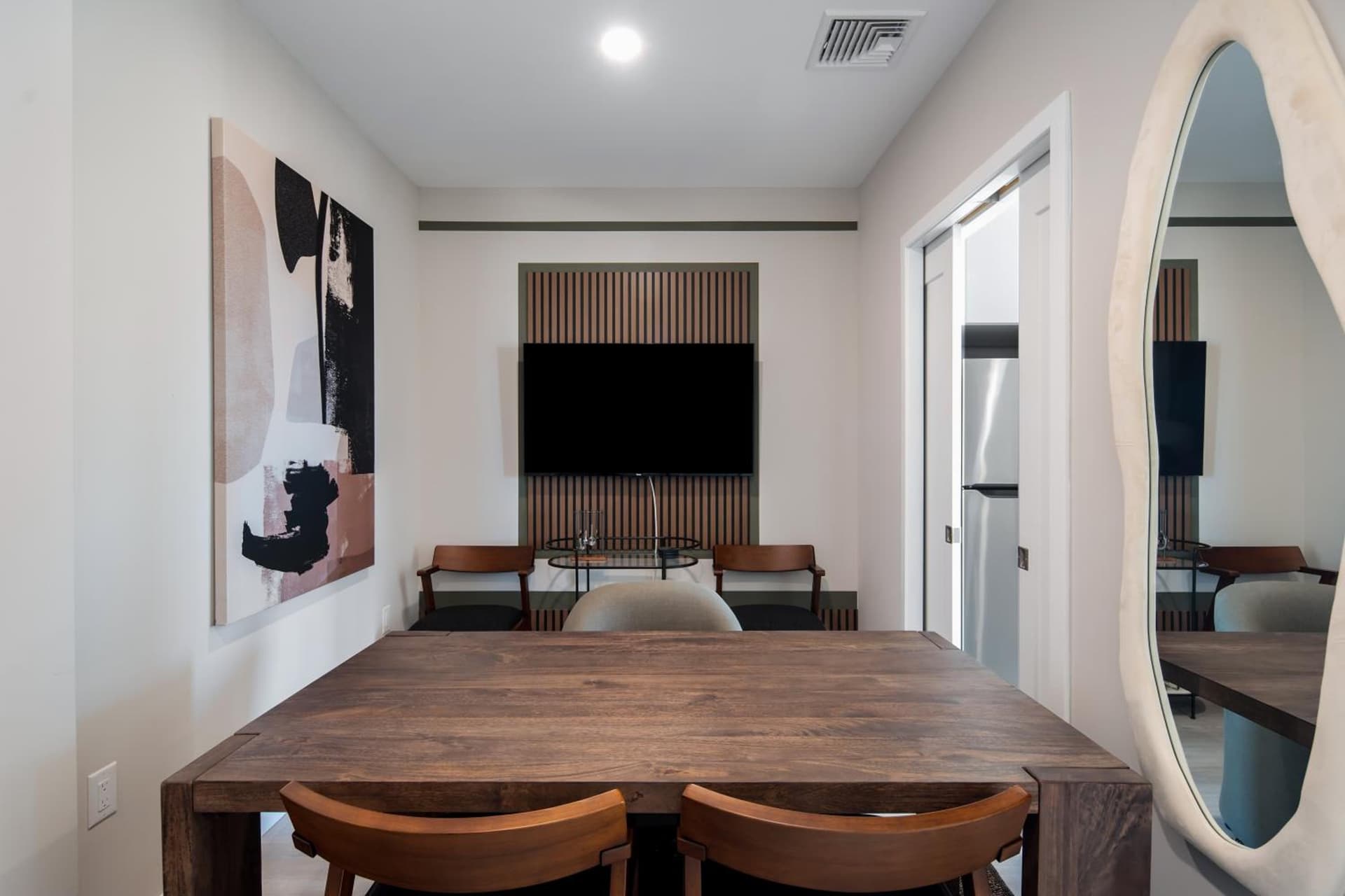 Luxury Furnished Apartments by Hyatus Downtown at Yale gallery photo in New Haven, CT — image 158