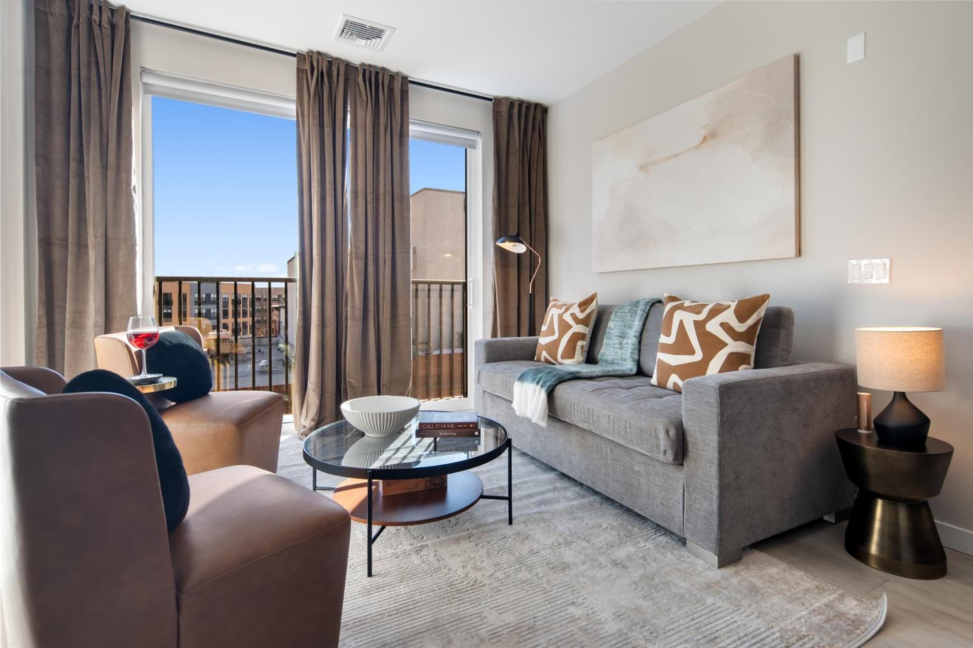 Luxury Furnished Apartments by Hyatus Downtown at Yale gallery photo in New Haven, CT — image 155